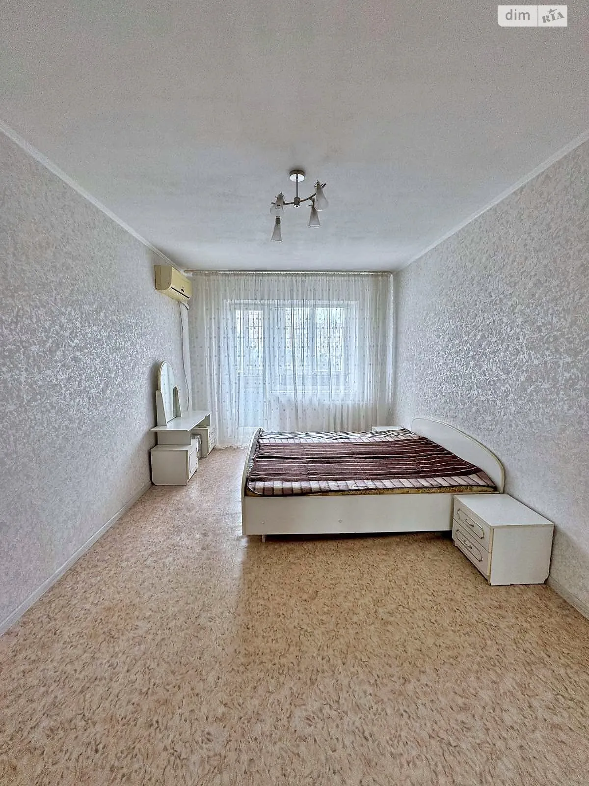 Продается 1-комнатная квартира 34.6 кв. м в Кривом Роге, цена: 13300 $ - фото 1
