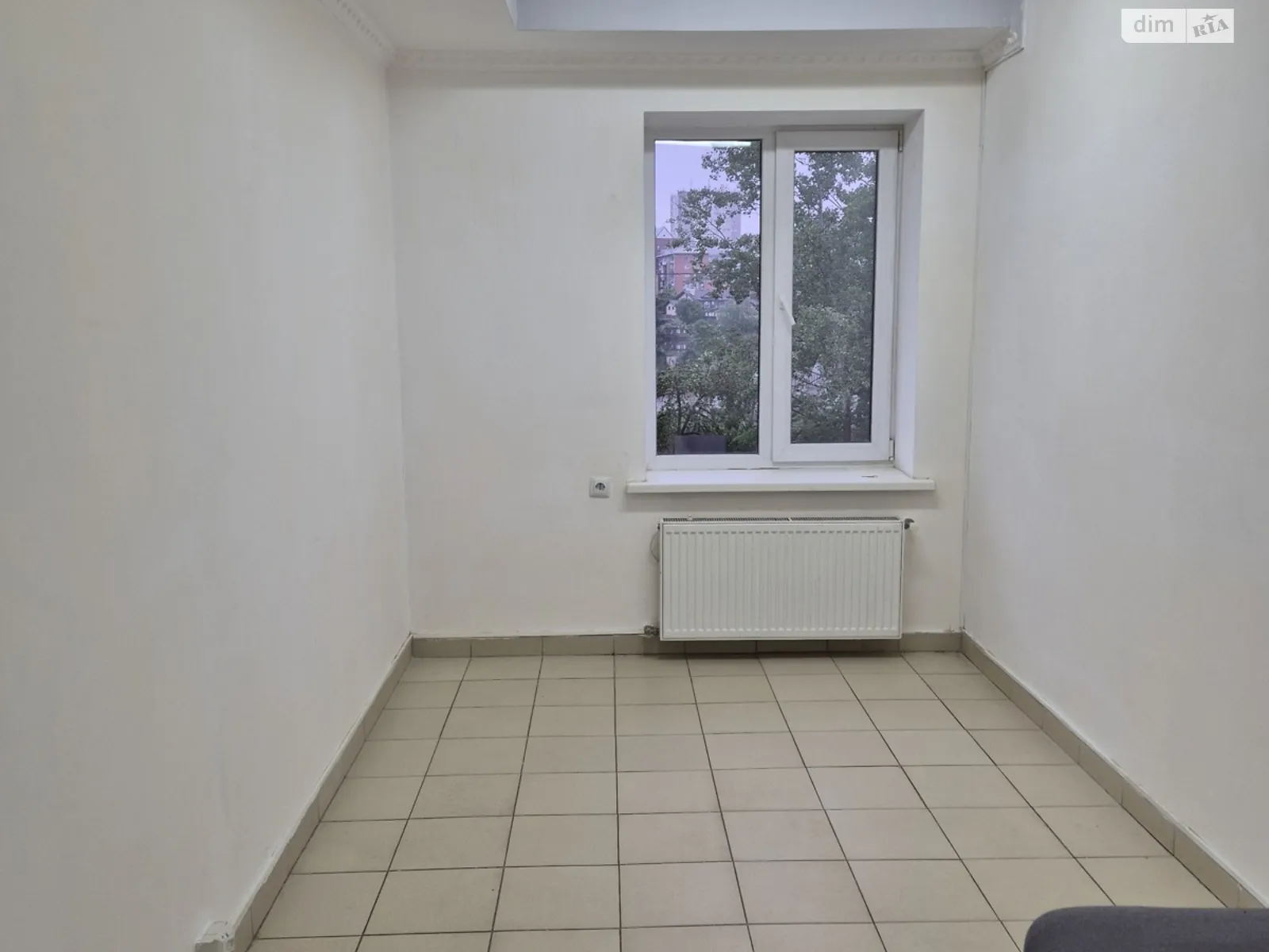 Здається в оренду офіс 10 кв. м в бізнес-центрі, цена: 4000 грн - фото 1