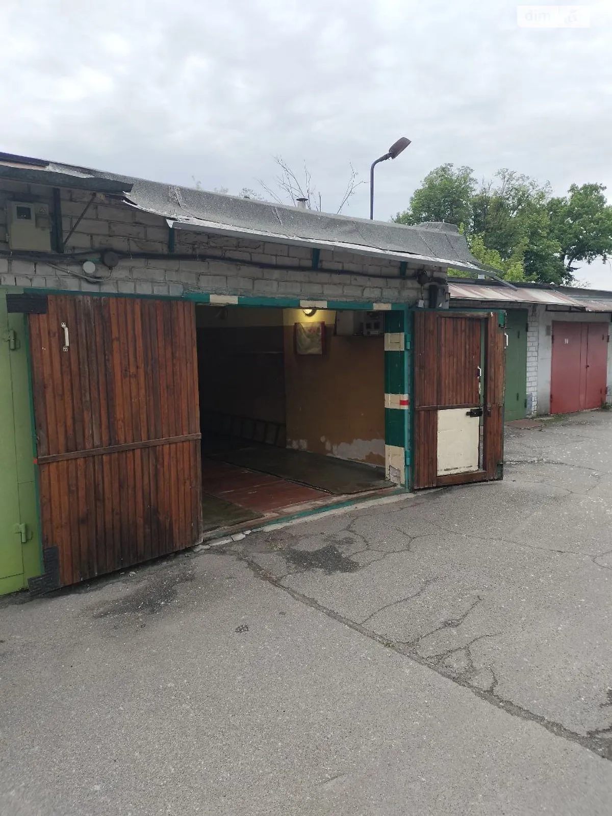 Продается отдельно стоящий гараж универсальный на 40 кв. м, цена: 14450 $ - фото 1