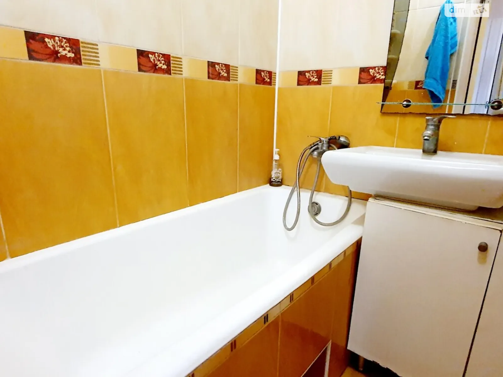 Продается 3-комнатная квартира 57 кв. м в Хмельницком, ул. Грушевского Михаила - фото 1