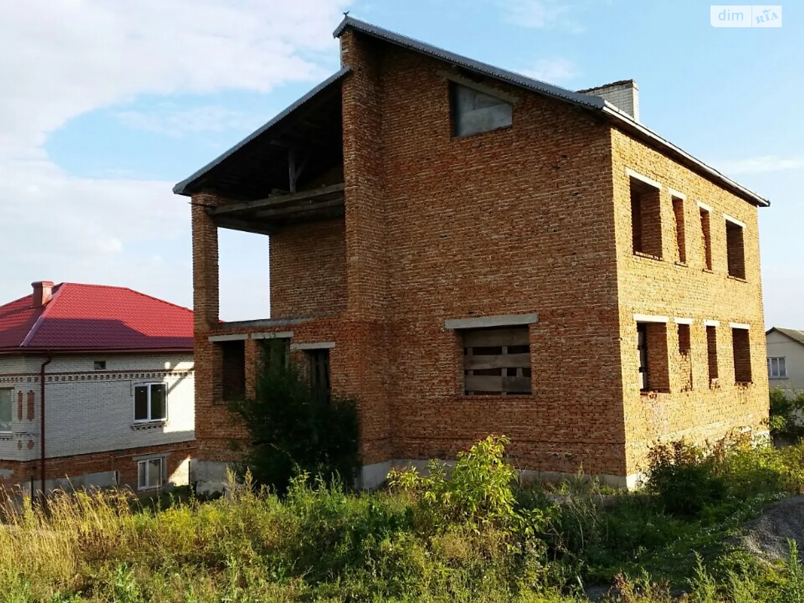 Продается дом на 2 этажа 320 кв. м с балконом, цена: 32000 $ - фото 1