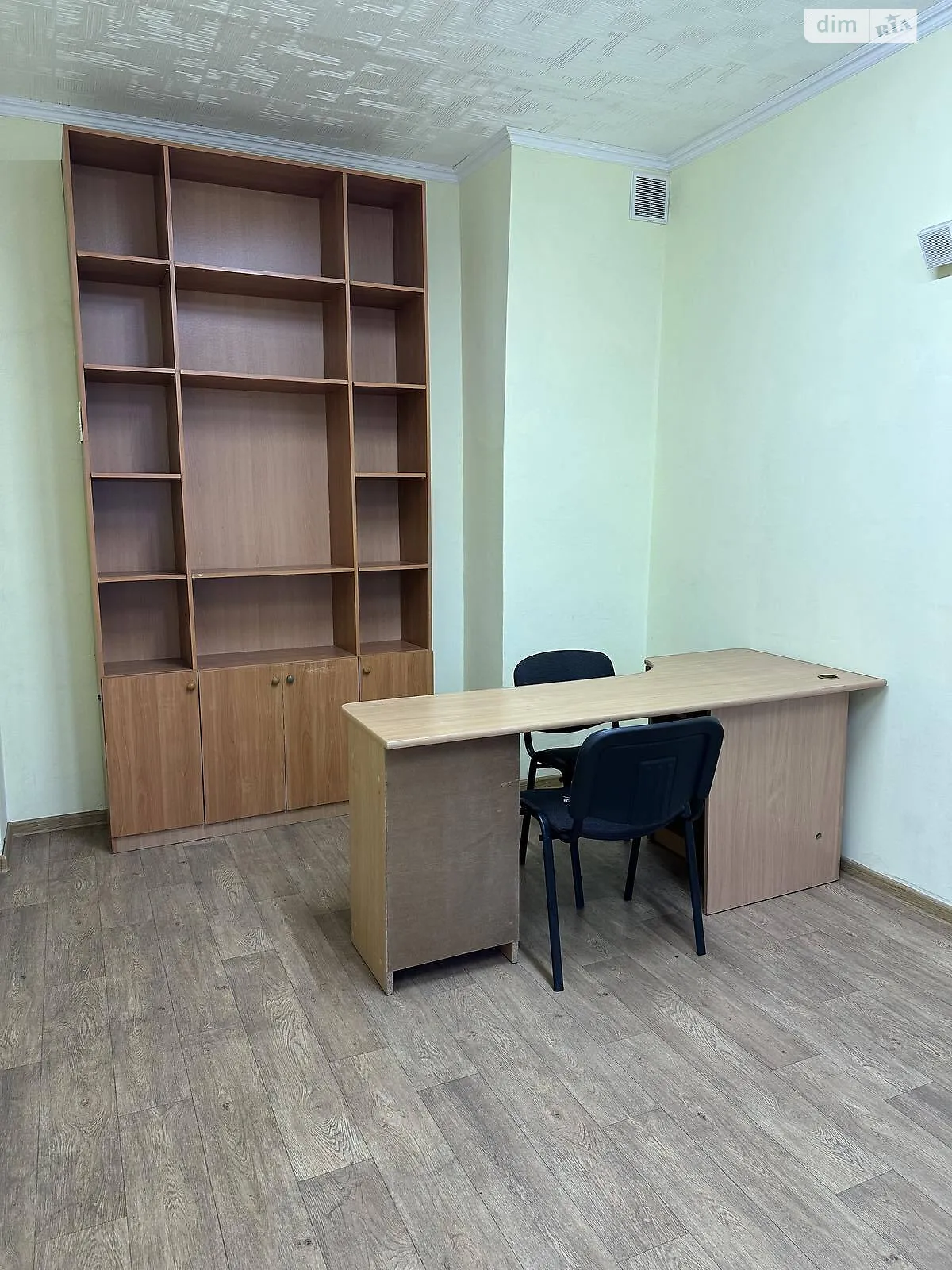 Здається в оренду офіс 18 кв. м в бізнес-центрі, цена: 2880 грн - фото 1