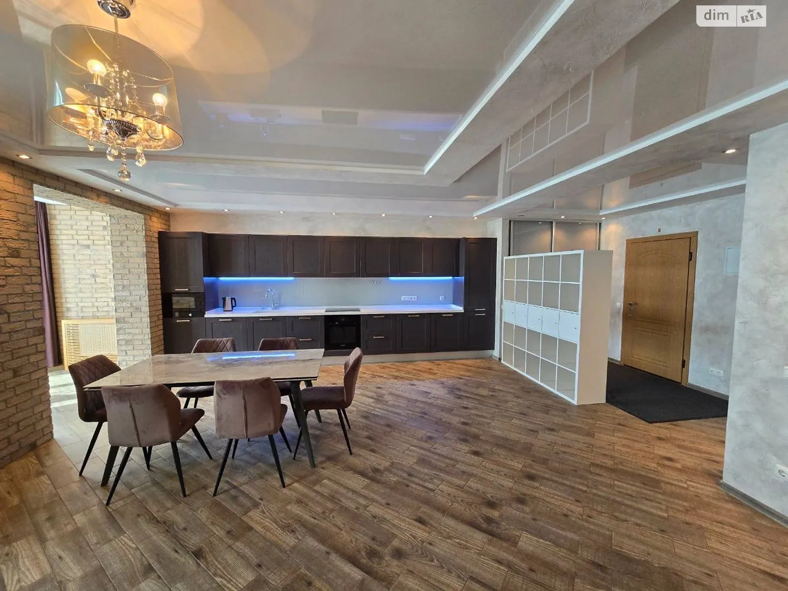 Продається 3-кімнатна квартира 101 кв. м у Дніпрі, цена: 150000 $ - фото 1