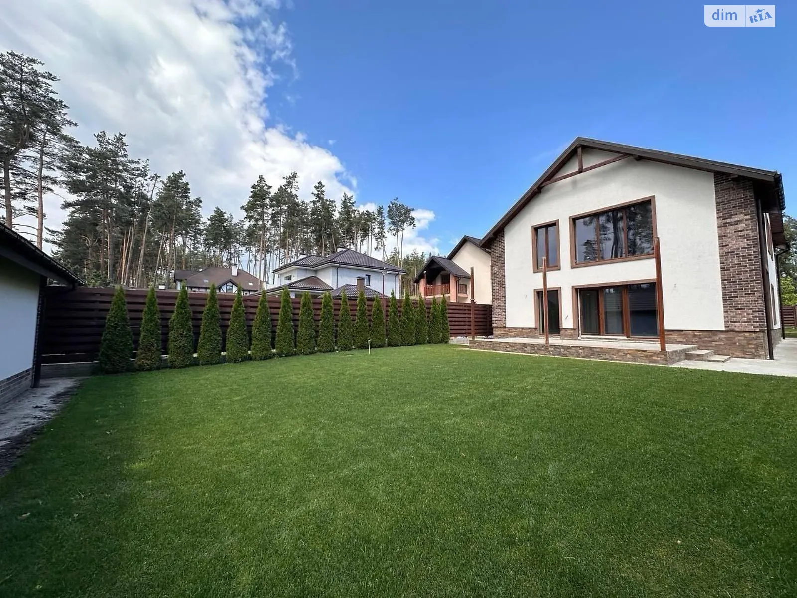 Продається будинок 2 поверховий 249.4 кв. м з терасою, цена: 270000 $ - фото 1
