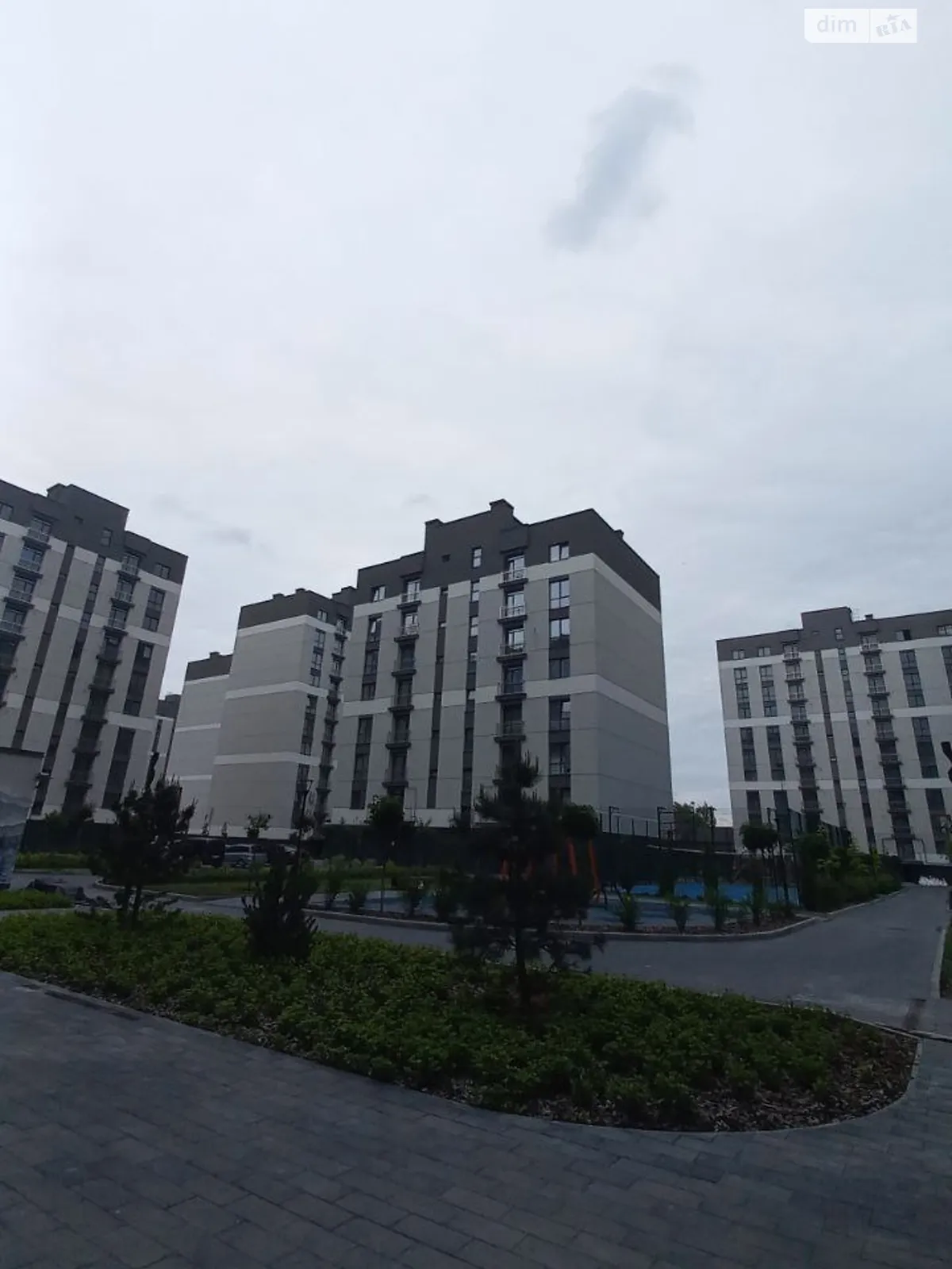 Продается 2-комнатная квартира 67.55 кв. м в Ивано-Франковске, ул. Довженко А. - фото 1