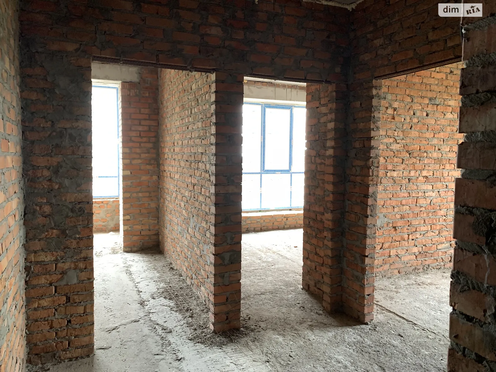 Продается 2-комнатная квартира 46 кв. м в Буче, ул. Степана Рудницкого, 1 - фото 1