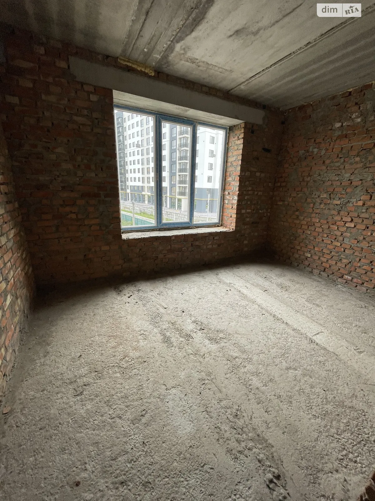 Продается 1-комнатная квартира 39 кв. м в Буче, ул. Степана Рудницкого, 1 - фото 1