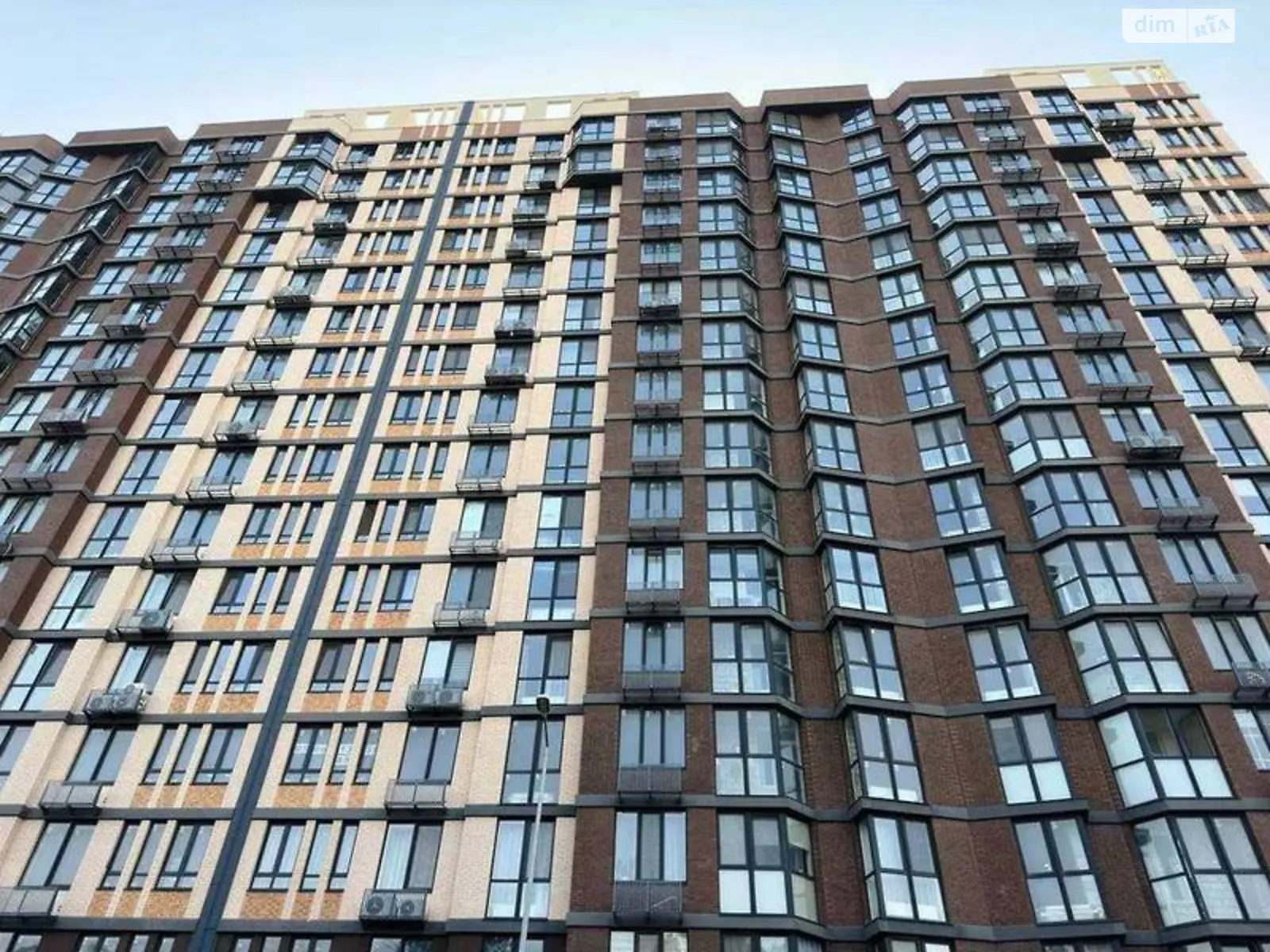 Продается 1-комнатная квартира 41 кв. м в Одессе, ул. Прохоровская, 40 - фото 1