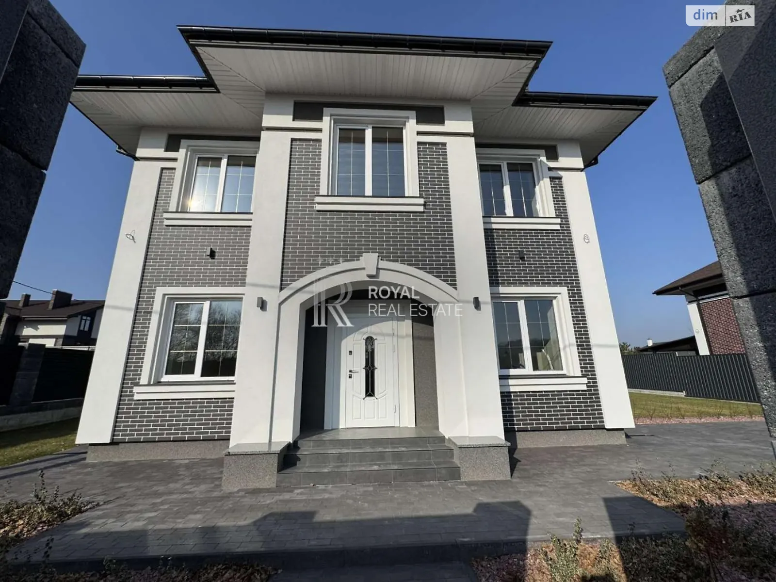 Продается дом на 2 этажа 135 кв. м с террасой, цена: 250000 $ - фото 1