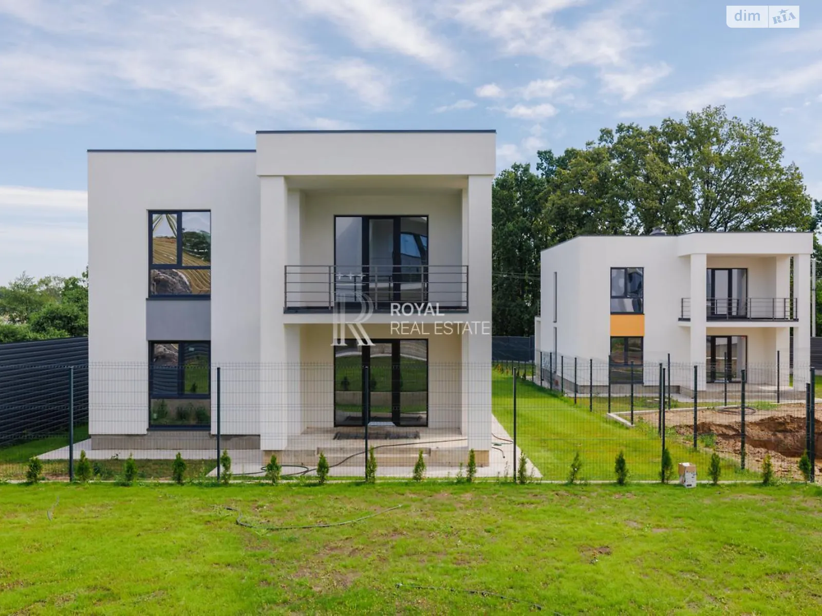 Продается дом на 2 этажа 155 кв. м с мебелью, цена: 155000 $ - фото 1