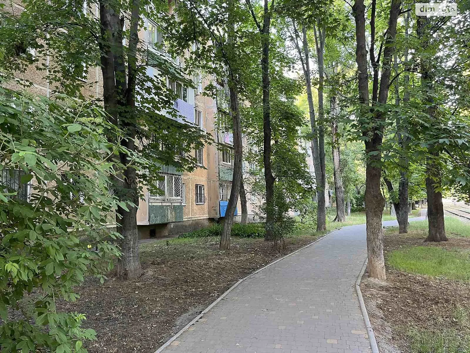 Продается 4-комнатная квартира 61 кв. м в Одессе, просп. Небесной Сотни - фото 1