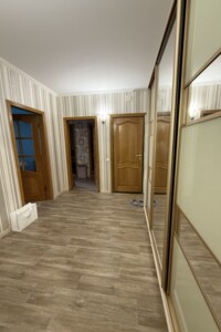 Продаж квартири, Харків, р‑н. ХТЗ, ст.м. Імені О. С. Масельського, Героїв Харкова (Московський) проспект, буд. 252