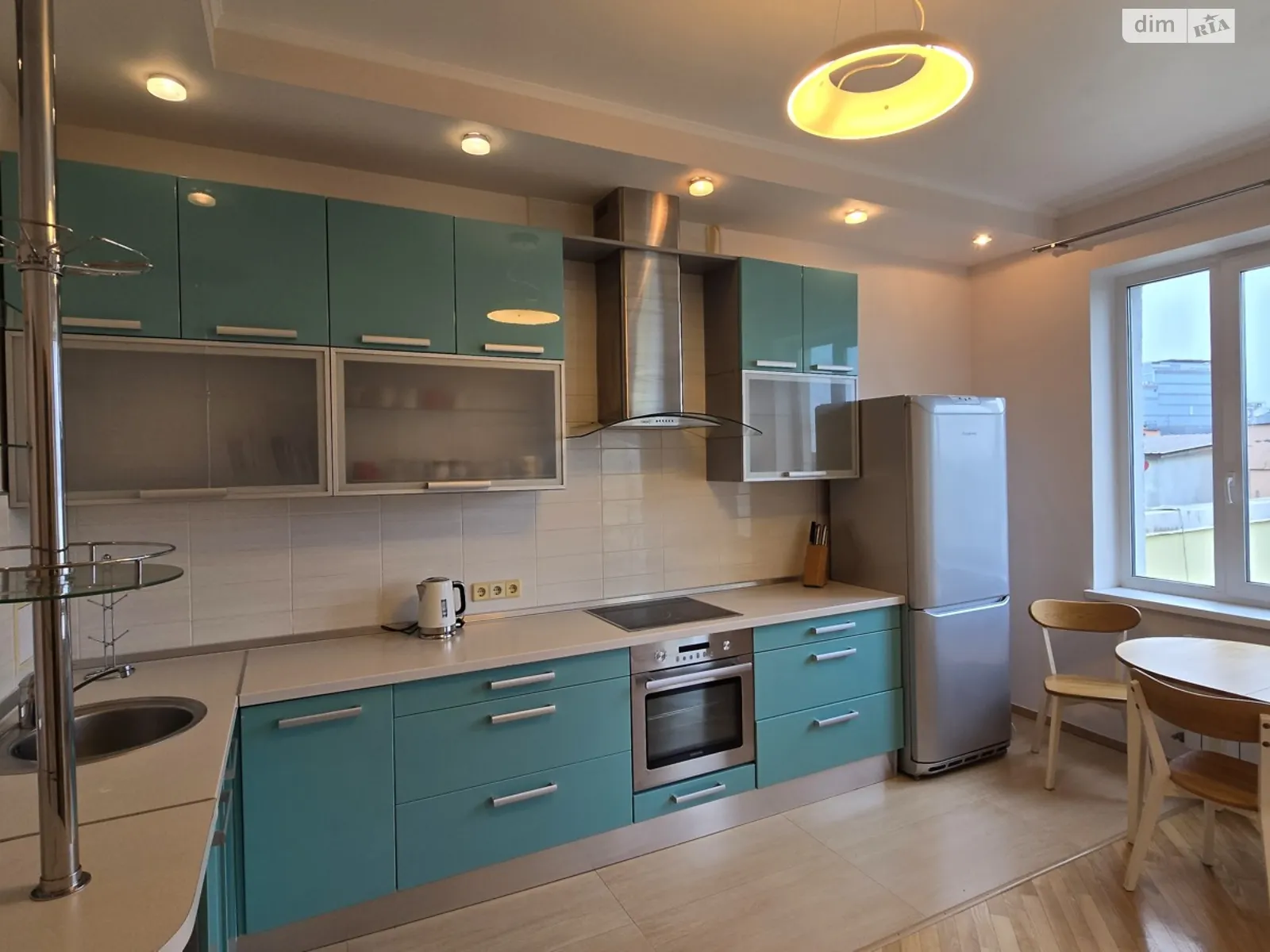 Сдается в аренду 3-комнатная квартира 114.6 кв. м в Киеве - фото 1