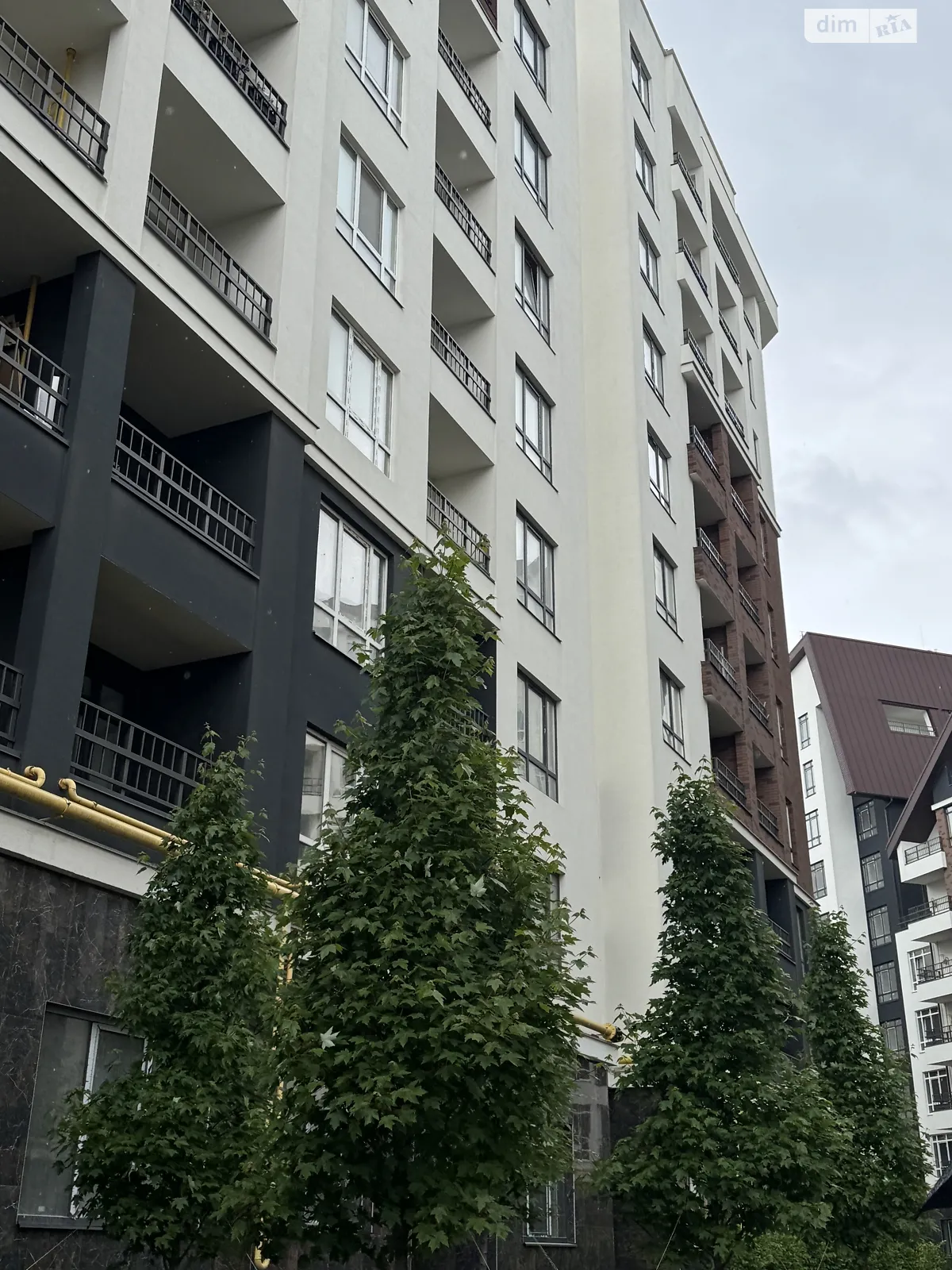 Продается 1-комнатная квартира 43 кв. м в Ирпене - фото 1