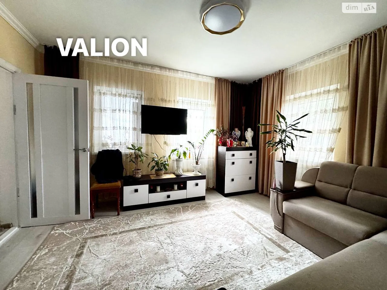 Продается одноэтажный дом 98 кв. м с мансардой, цена: 58500 $ - фото 1