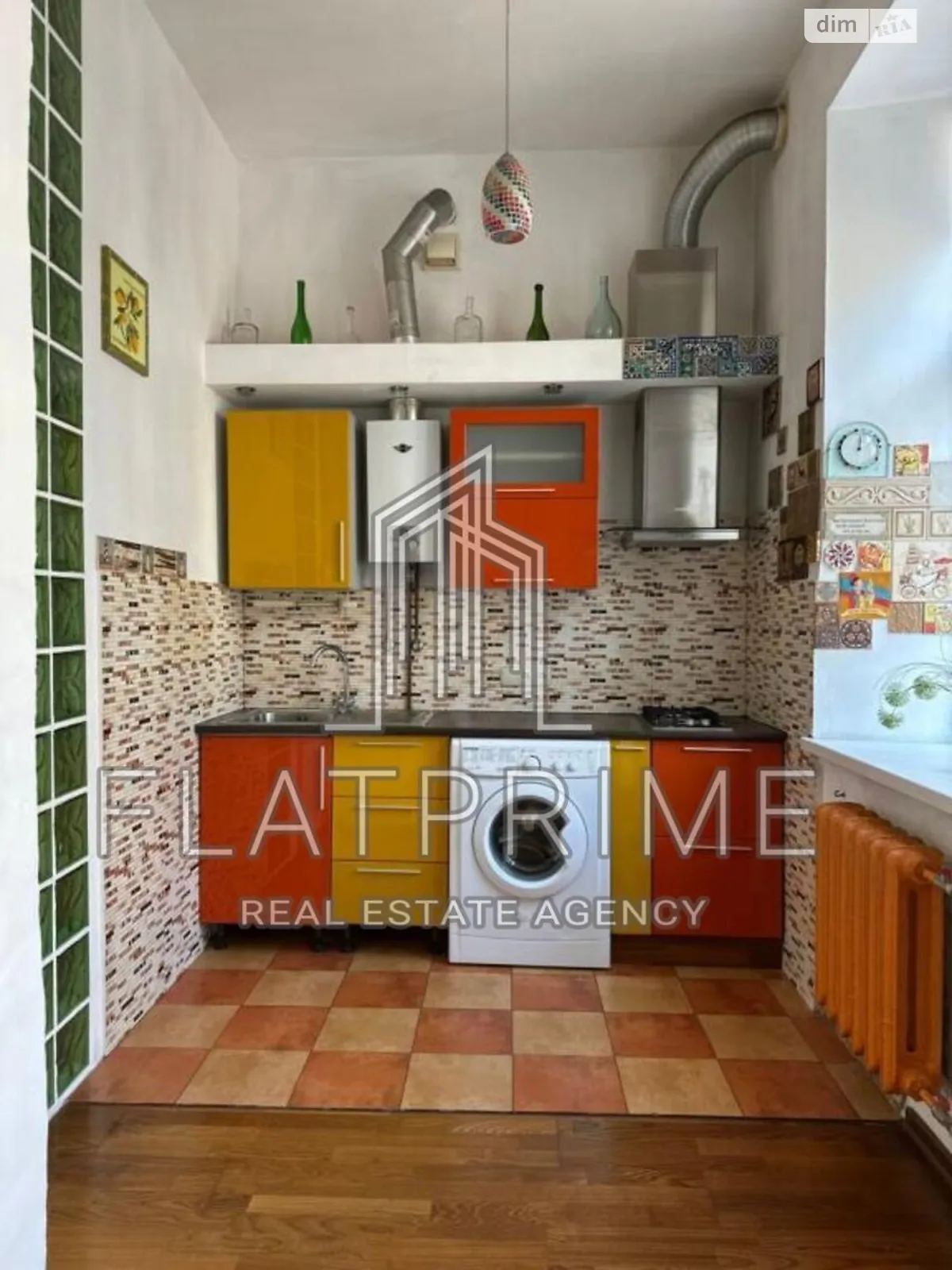 Продается 1-комнатная квартира 40 кв. м в Киеве, ул. Дмитриевская, 33 - фото 1