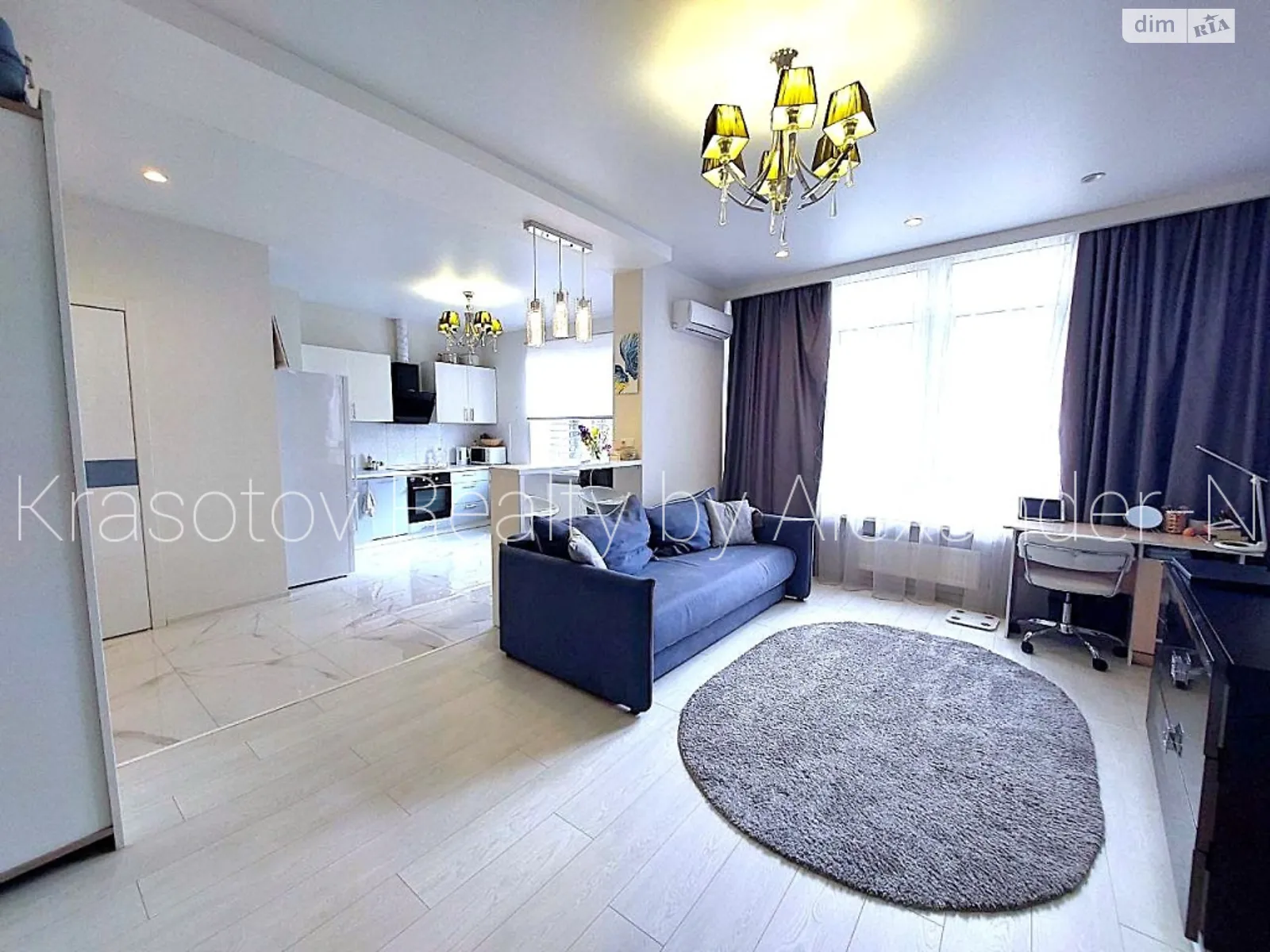 Продається 1-кімнатна квартира 45.2 кв. м у Одесі, вул. Генуезька, 3Б - фото 1