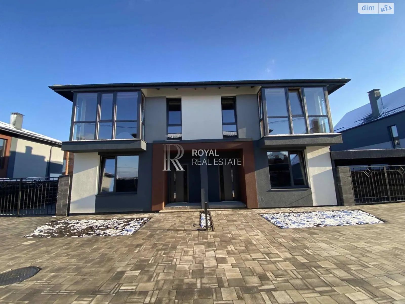 Продается дом на 2 этажа 130 кв. м с бассейном, цена: 101000 $ - фото 1