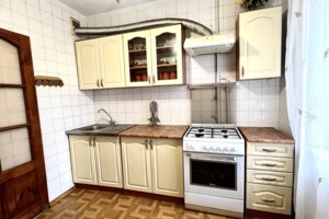 Долгосрочная аренда квартиры, Ровно, р‑н. Северный, Волынской Дивизии улица, кв. 41