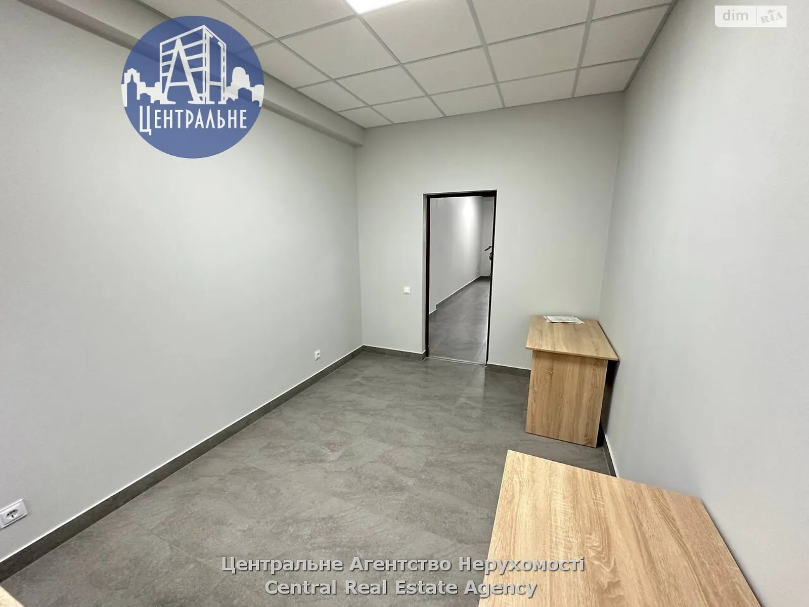 Здається в оренду офіс 13 кв. м в бізнес-центрі, цена: 3550 грн - фото 1