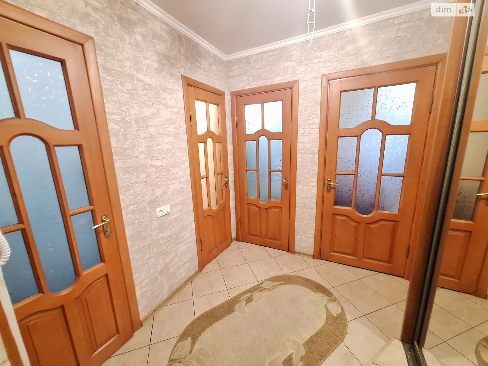 1-кімнатна квартира 43 кв. м у Тернополі, вул. Київська - фото 1