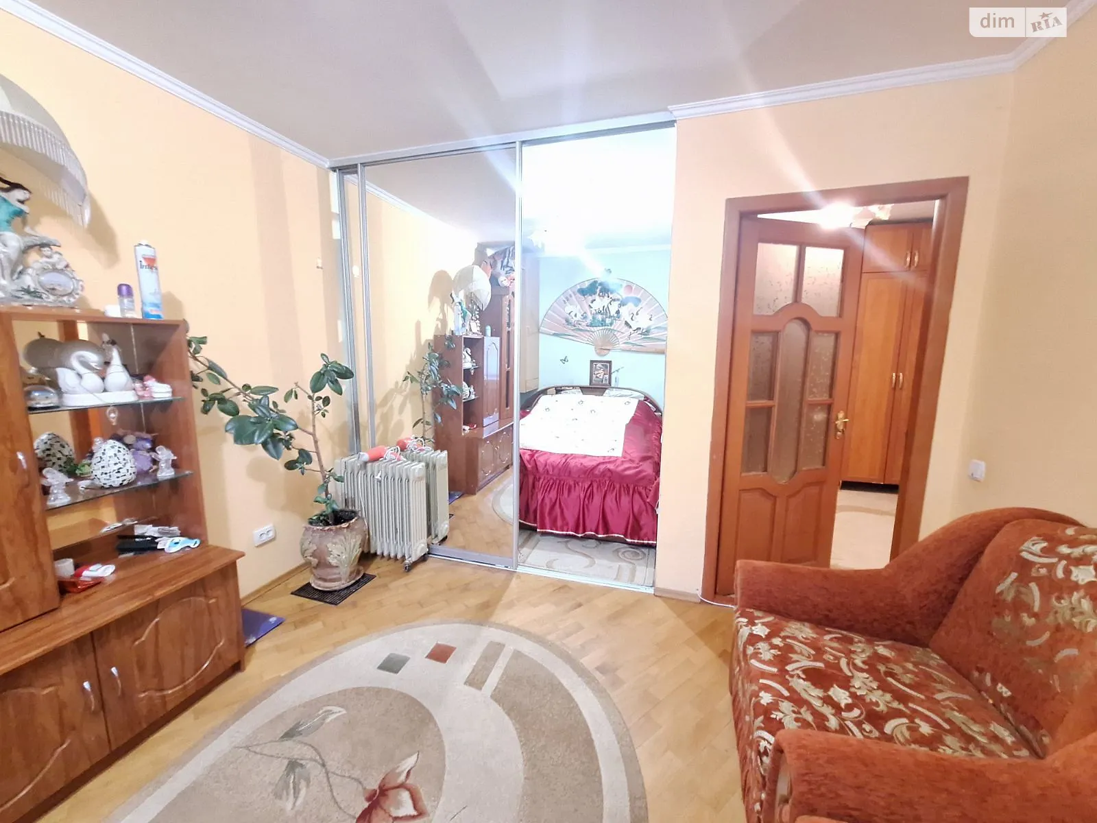 1-комнатная квартира 43 кв. м в, цена: 250 $ - фото 1