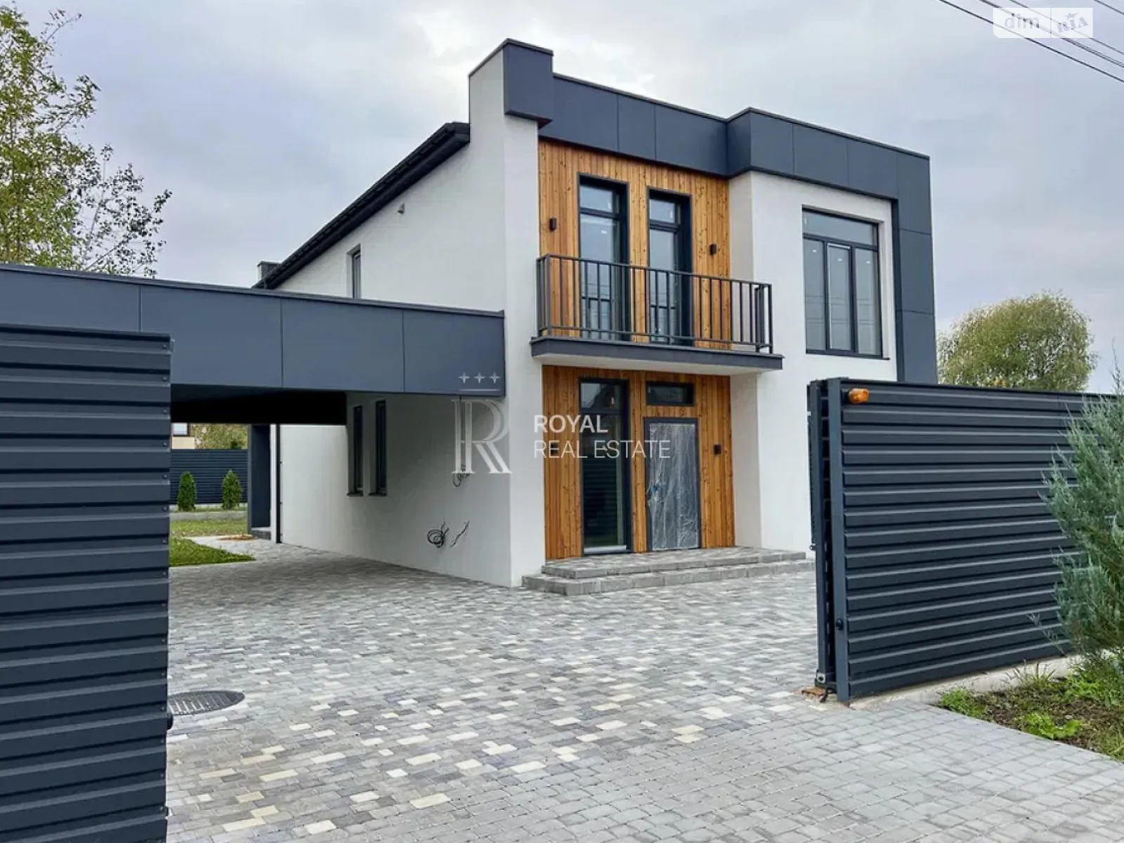 Продается дом на 2 этажа 199 кв. м с камином, цена: 234000 $ - фото 1