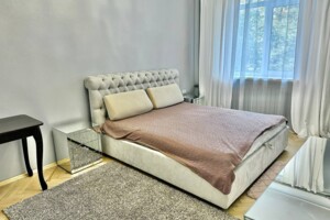 Довгострокова оренда квартири, Київ, р‑н. Солом'янський, ст.м. Шулявська, Івана Світличного (Петровського) вулиця, буд. 10