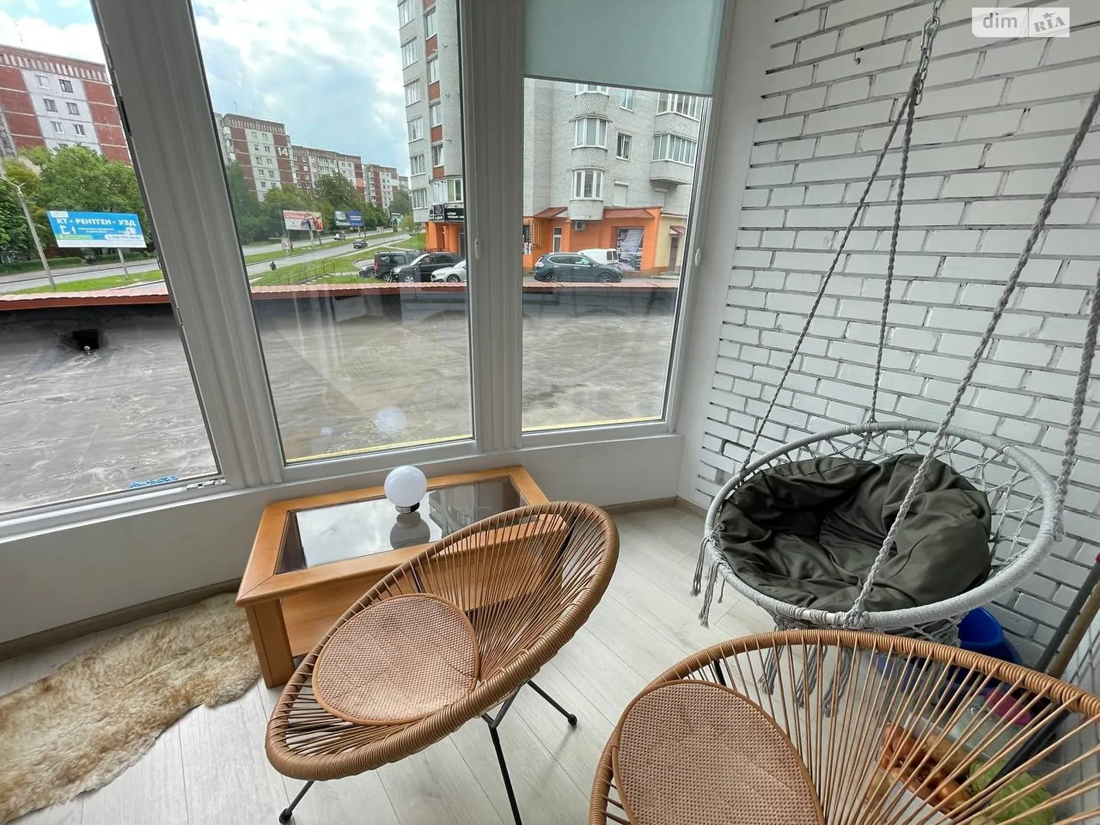 2-комнатная квартира 55 кв. м в Тернополе, ул. Евгения Коновальца - фото 1