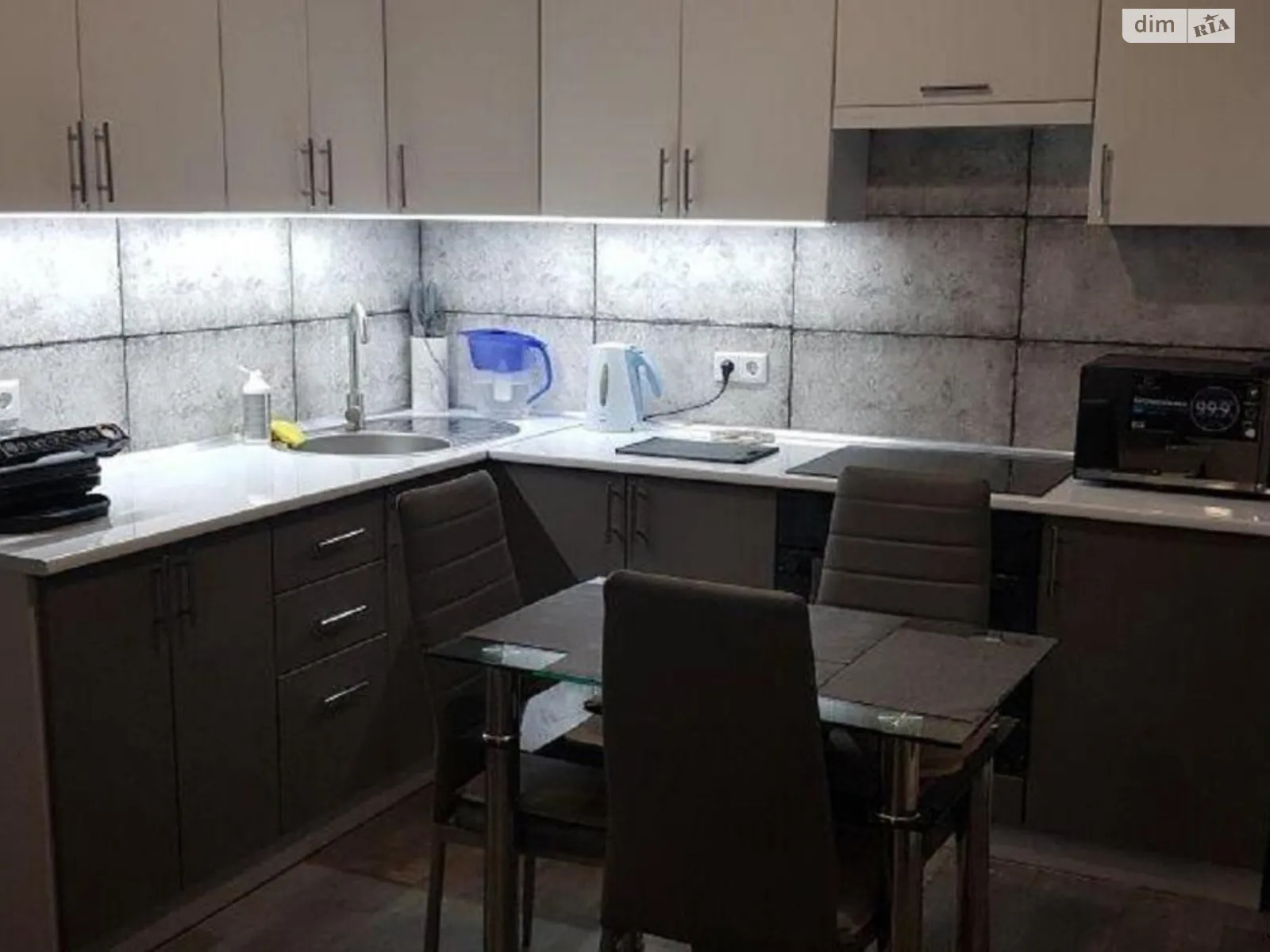 Продається 2-кімнатна квартира 47 кв. м у Харкові, вул. Миру - фото 1