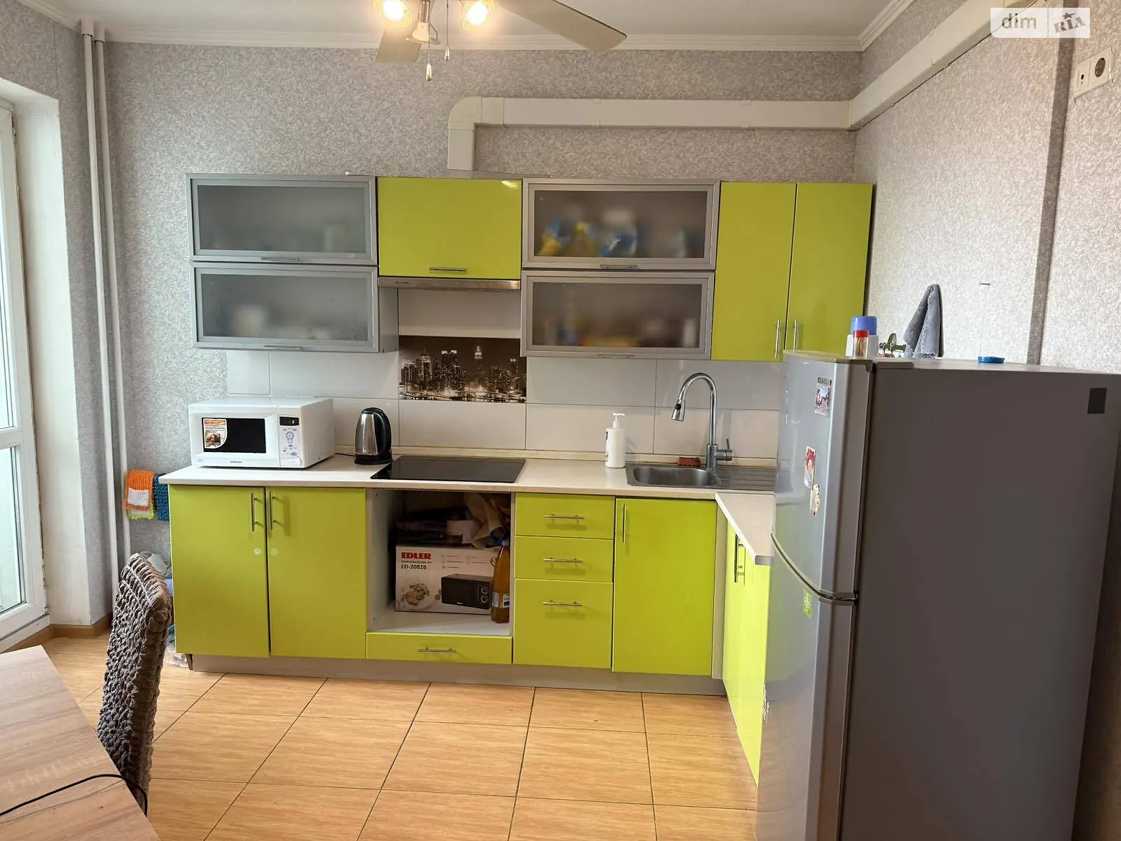 Продается 1-комнатная квартира 51.4 кв. м в Чайках, ул. Печёрская, 6 - фото 1