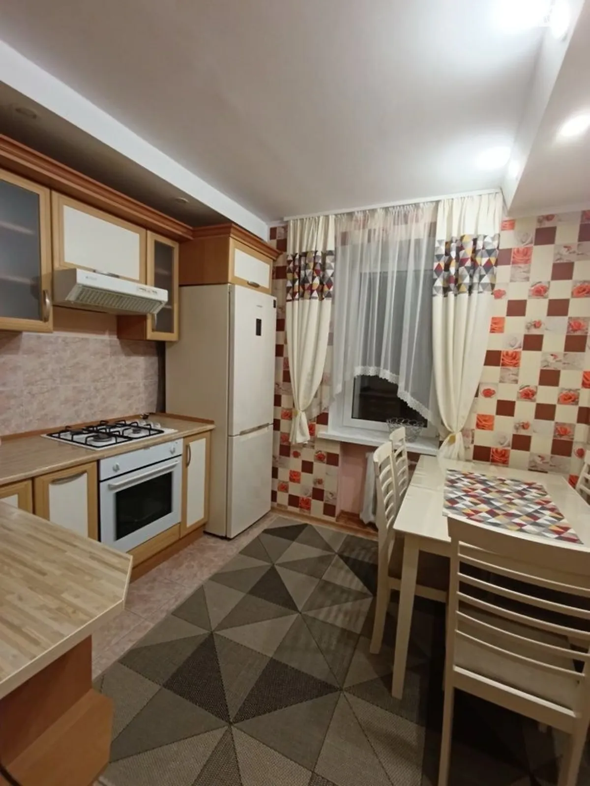 Сдается в аренду 2-комнатная квартира 56 кв. м в Хмельницком, ул. Николая Михновского(Гречко Маршала), 10/2 - фото 1