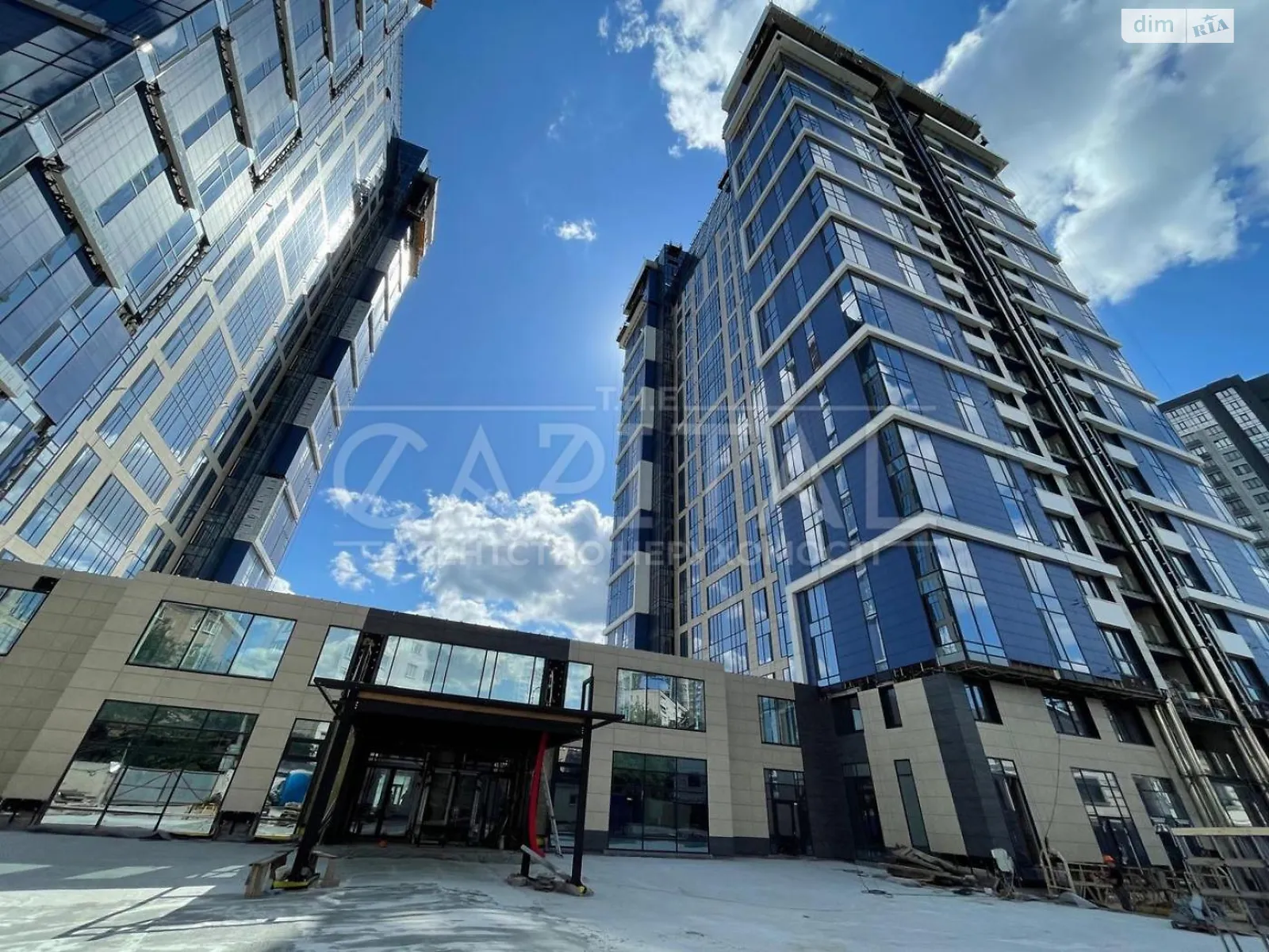 Продається 3-кімнатна квартира 107 кв. м у Києві, вул. Звіринецька, 72 - фото 1