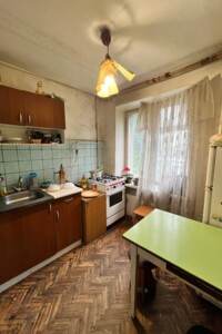 Продаж квартири, Івано-Франківськ, р‑н. Позитрон, Симоненка Василя (Савельєва) вулиця, буд. 2