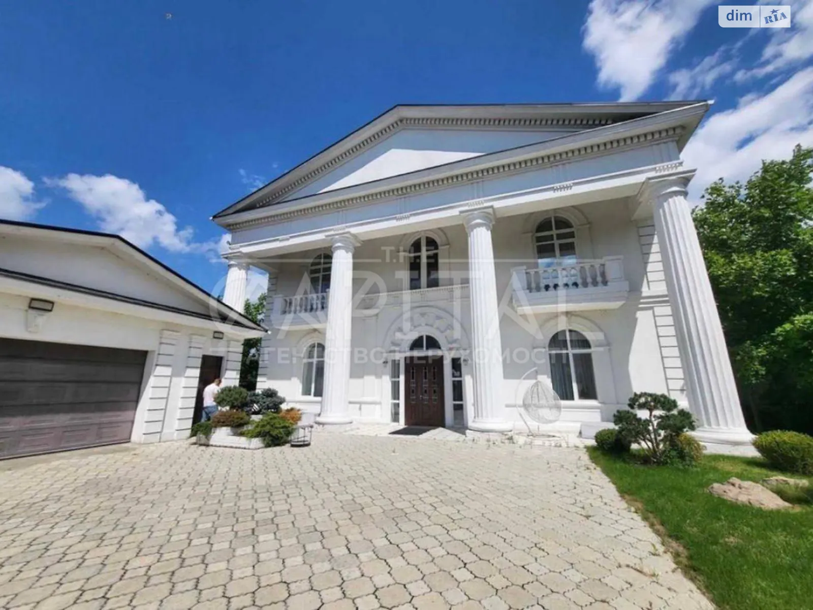 Сдается в аренду дом на 2 этажа 300 кв. м с подвалом, цена: 5500 $ - фото 1