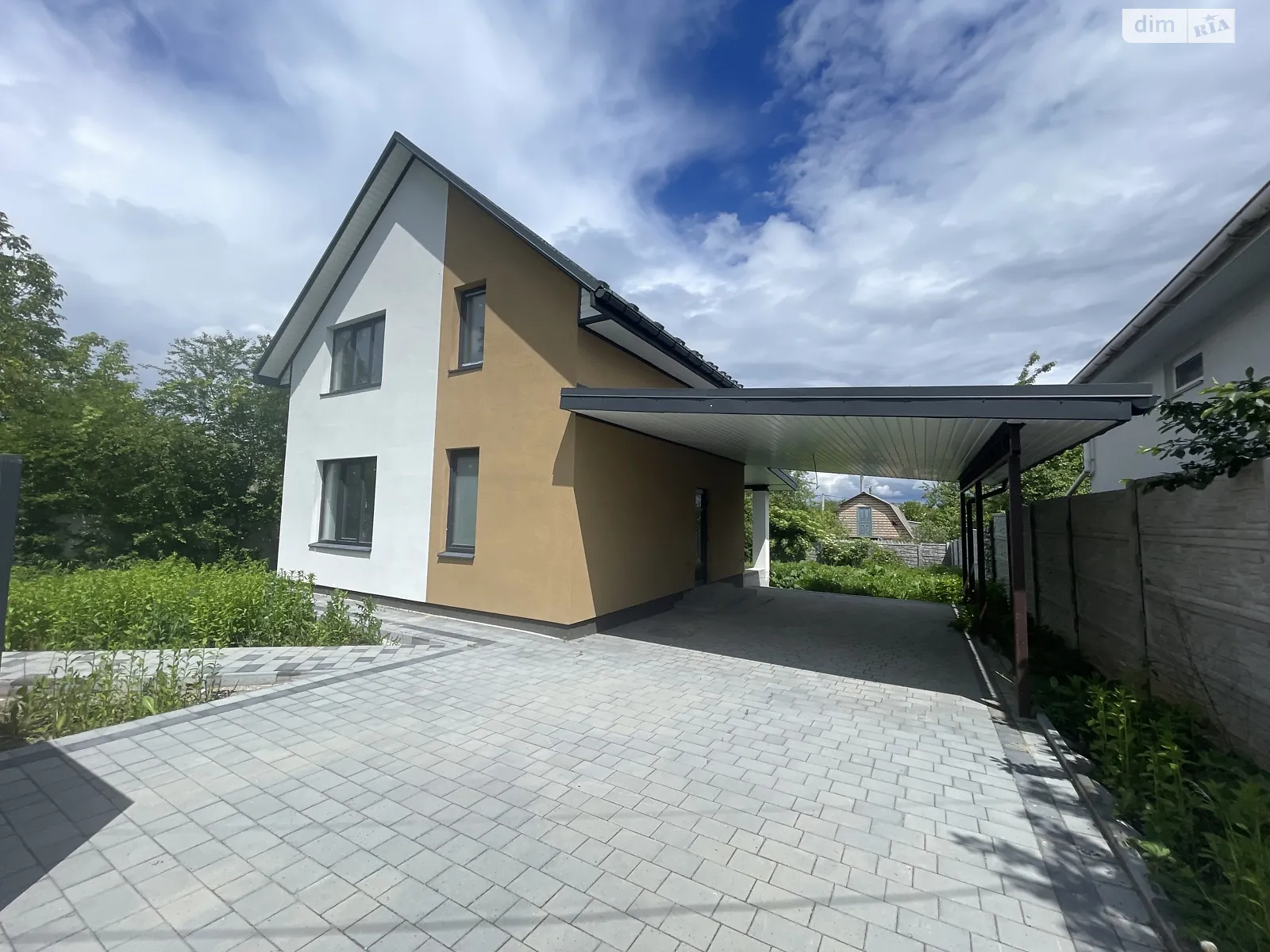 Продается дом на 2 этажа 85 кв. м с подвалом, цена: 67000 $ - фото 1