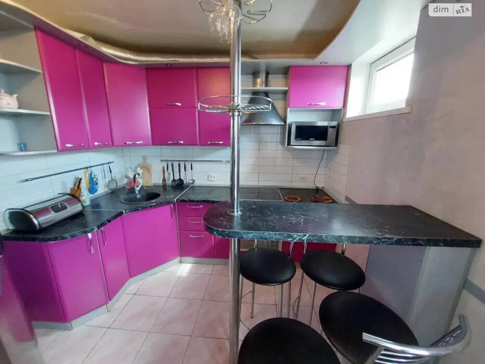 Продается 3-комнатная квартира 73 кв. м в Днепре, просп. Мира, 35 - фото 1