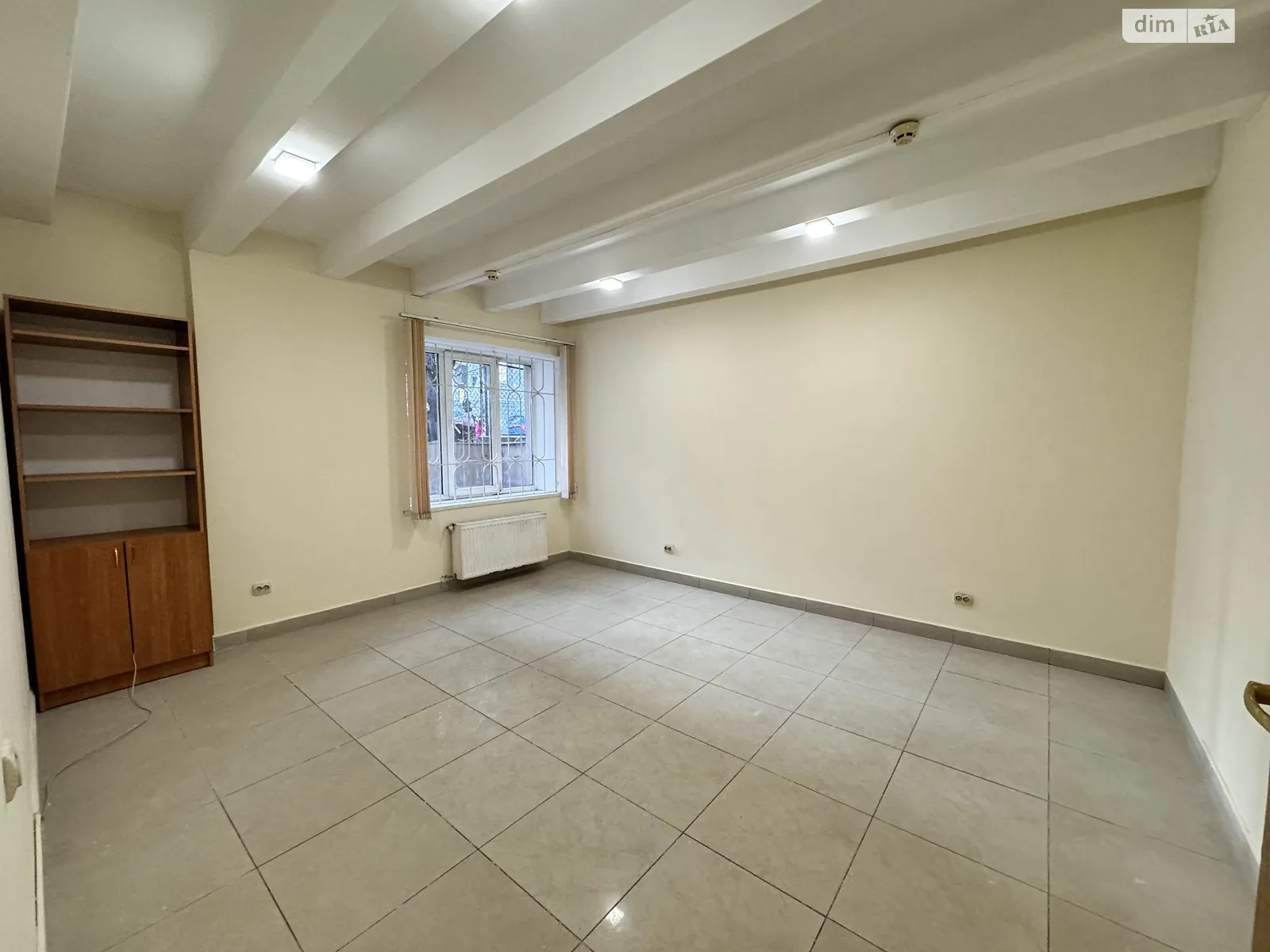 Продается 2-комнатная квартира 43.8 кв. м в Львове, ул. Пастернака, 4 - фото 1