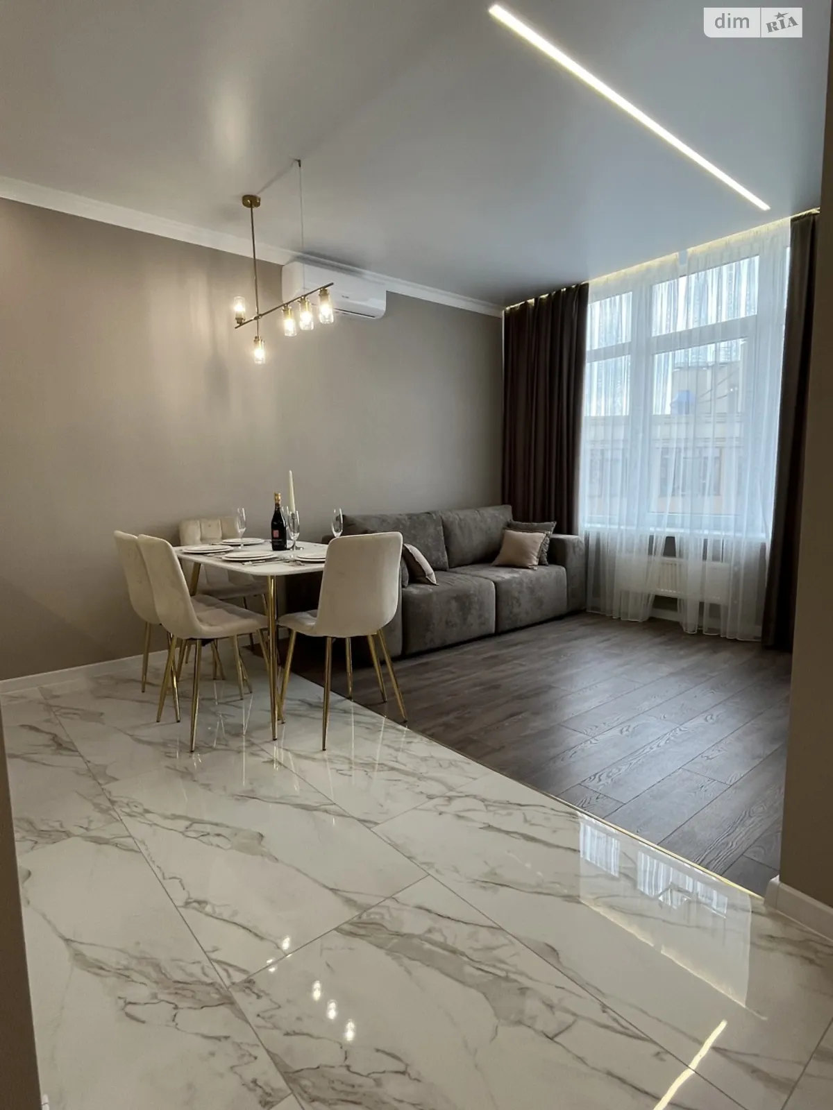 Продається 1-кімнатна квартира 40 кв. м у Одесі, вул. Валерія Самофалова - фото 1
