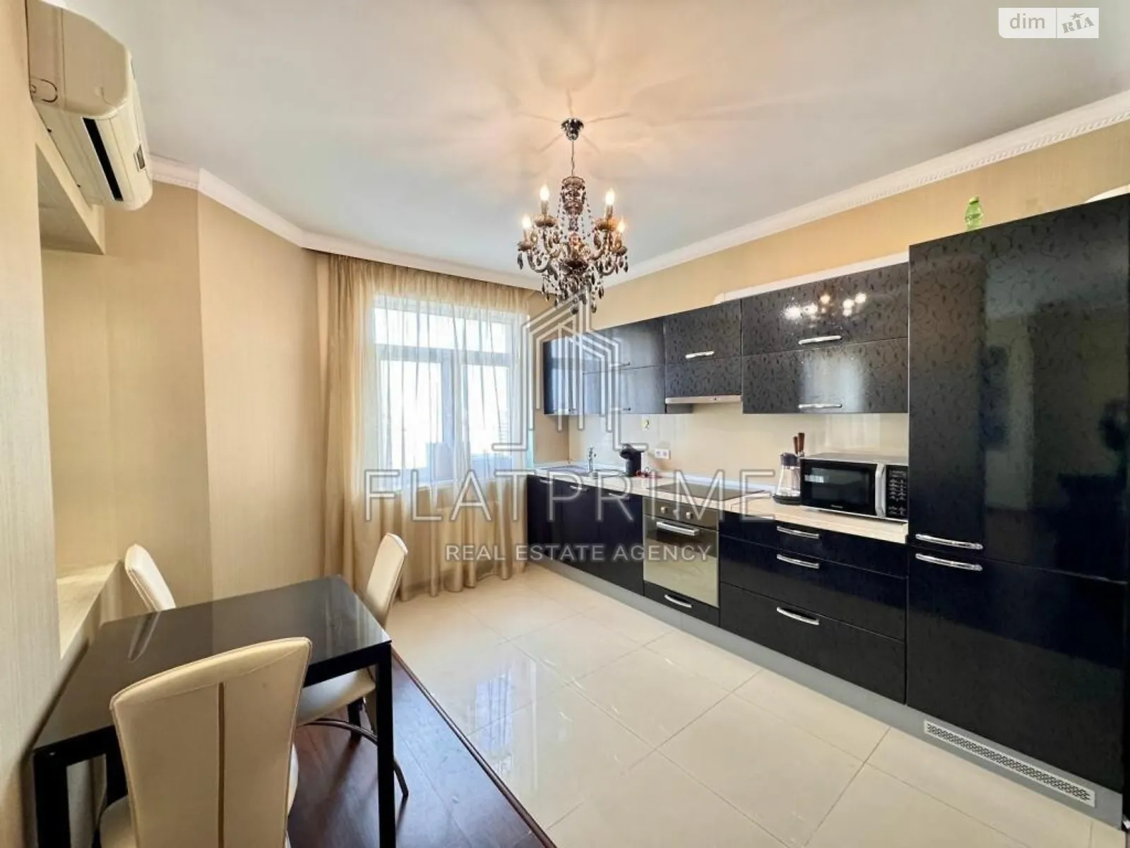 Продается 2-комнатная квартира 66 кв. м в Киеве, ул. Александра Мишуги, 2 - фото 1