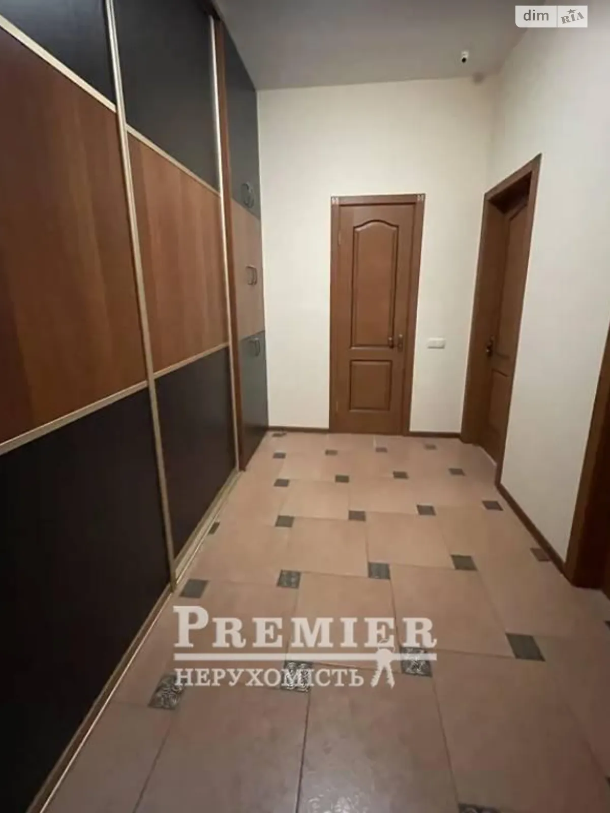 Продается 1-комнатная квартира 55 кв. м в Одессе, ул. Артура Савельева(Черняховского) - фото 1