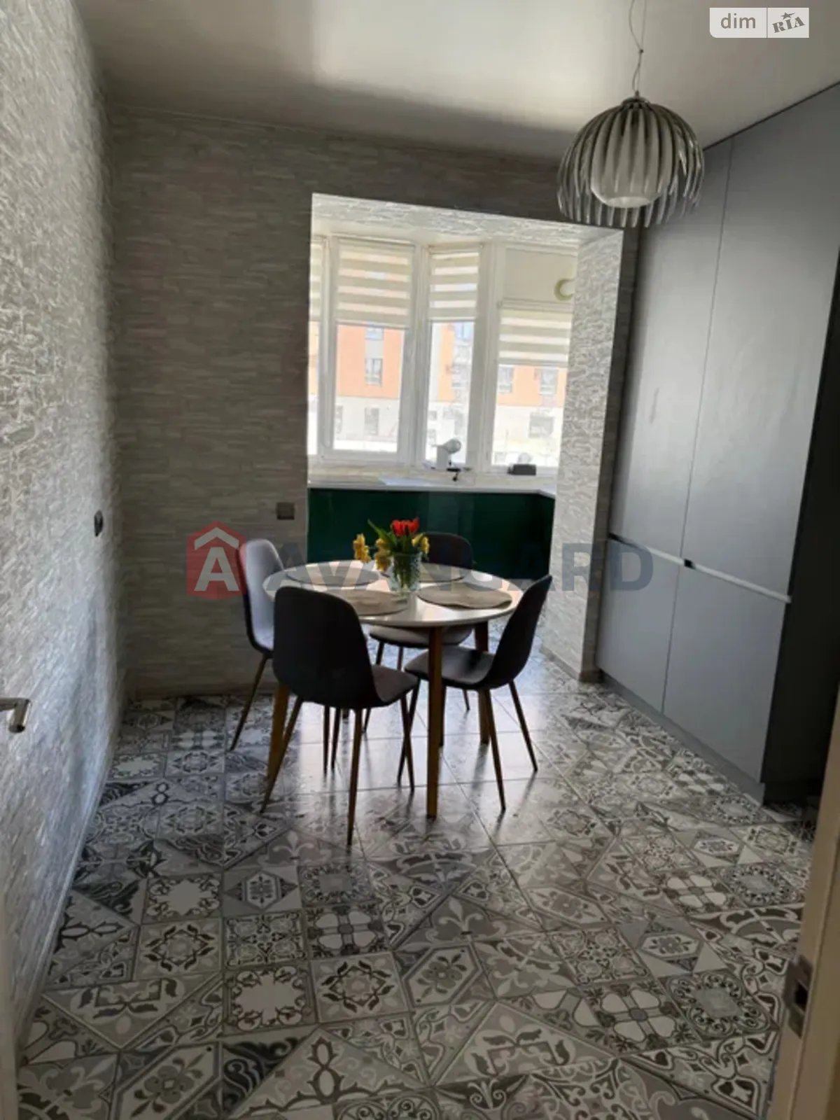 1-кімнатна квартира 58 кв. м у Запоріжжі, вул. Поштова(Горького), 19 - фото 1
