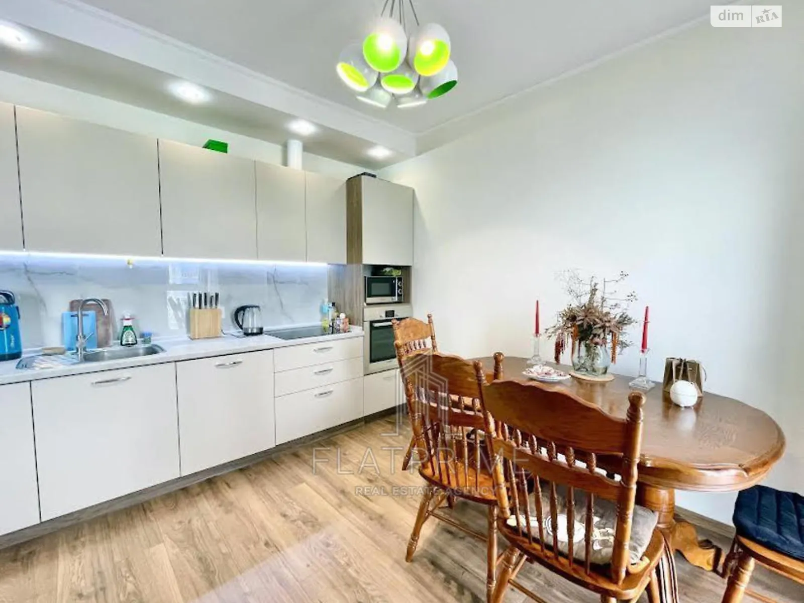 Продается 1-комнатная квартира 50 кв. м в Киеве, ул. Богдановская, 7Г - фото 1