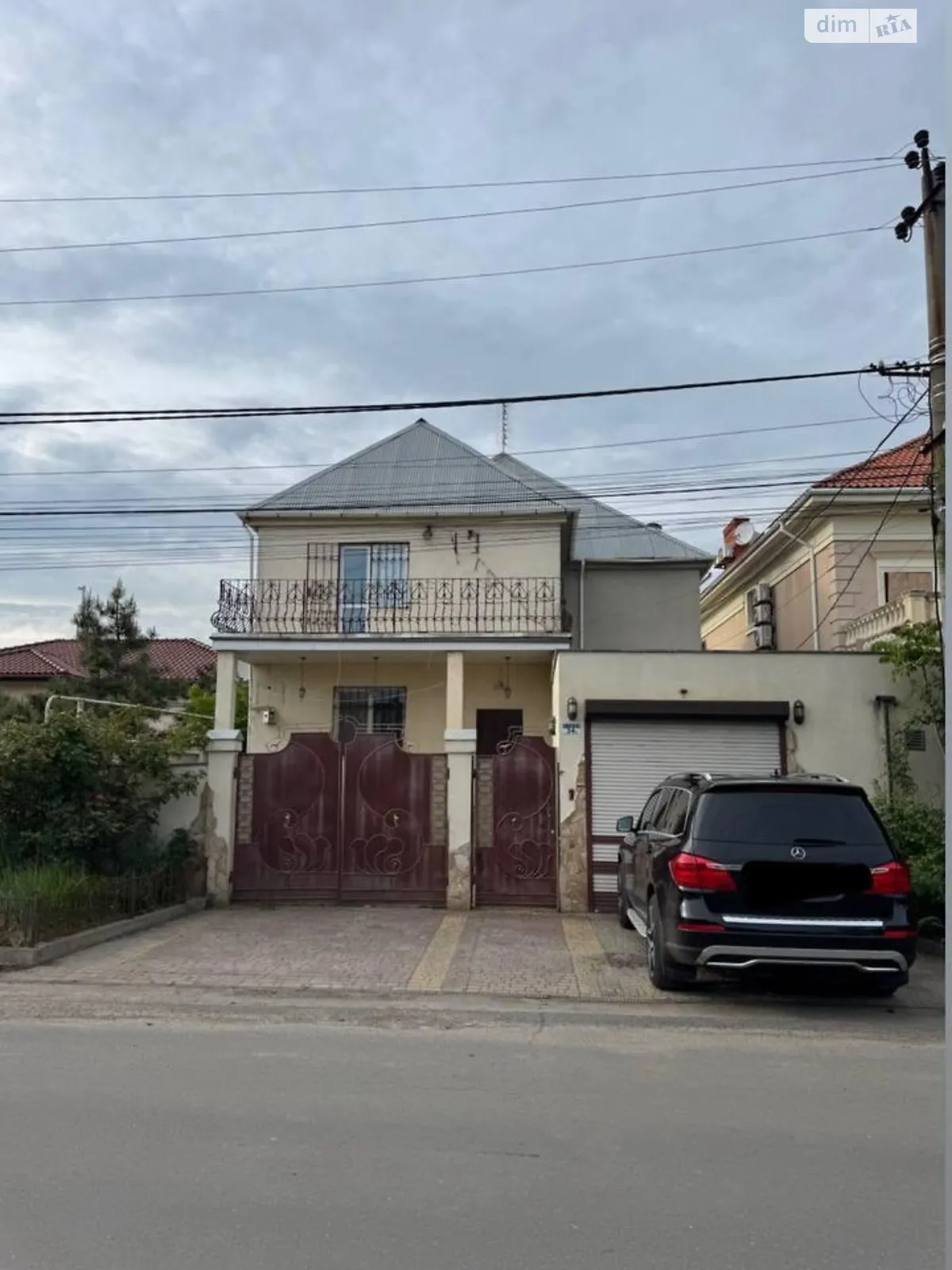 Продається будинок 2 поверховий 343 кв. м з гаражем, цена: 285000 $ - фото 1