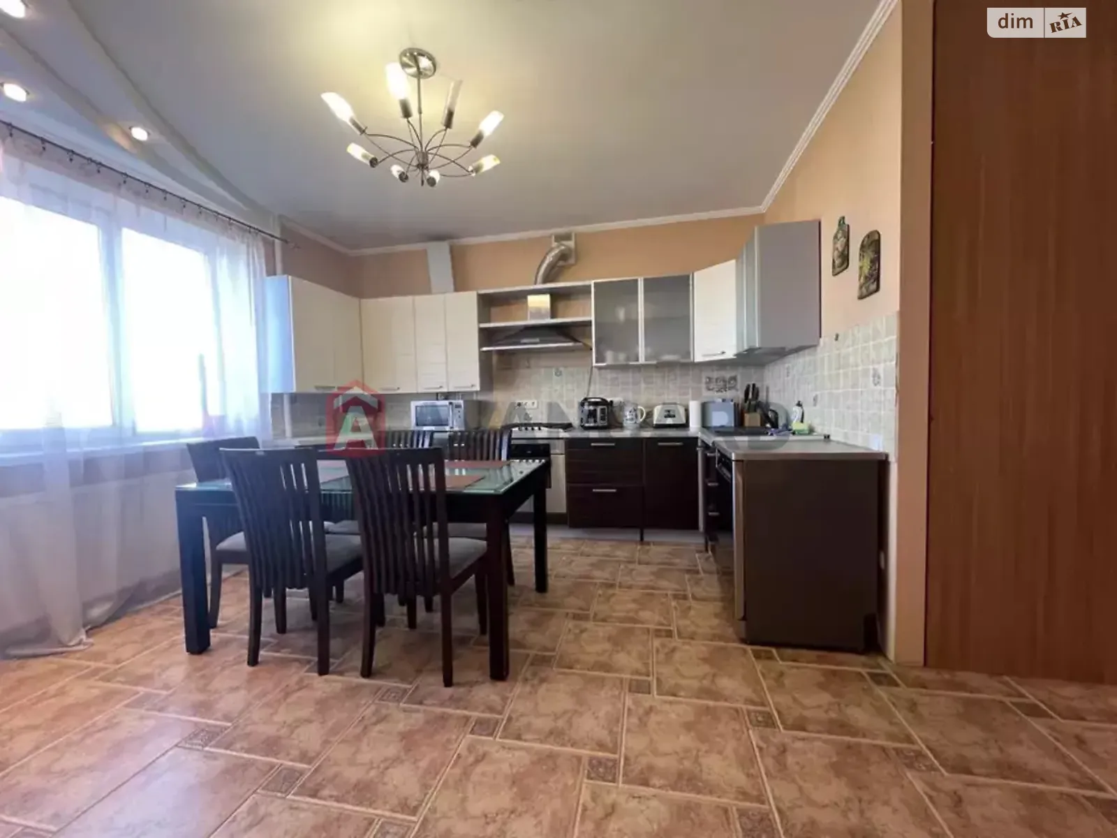 Продається 3-кімнатна квартира 122 кв. м у Дніпрі, цена: 90000 $ - фото 1