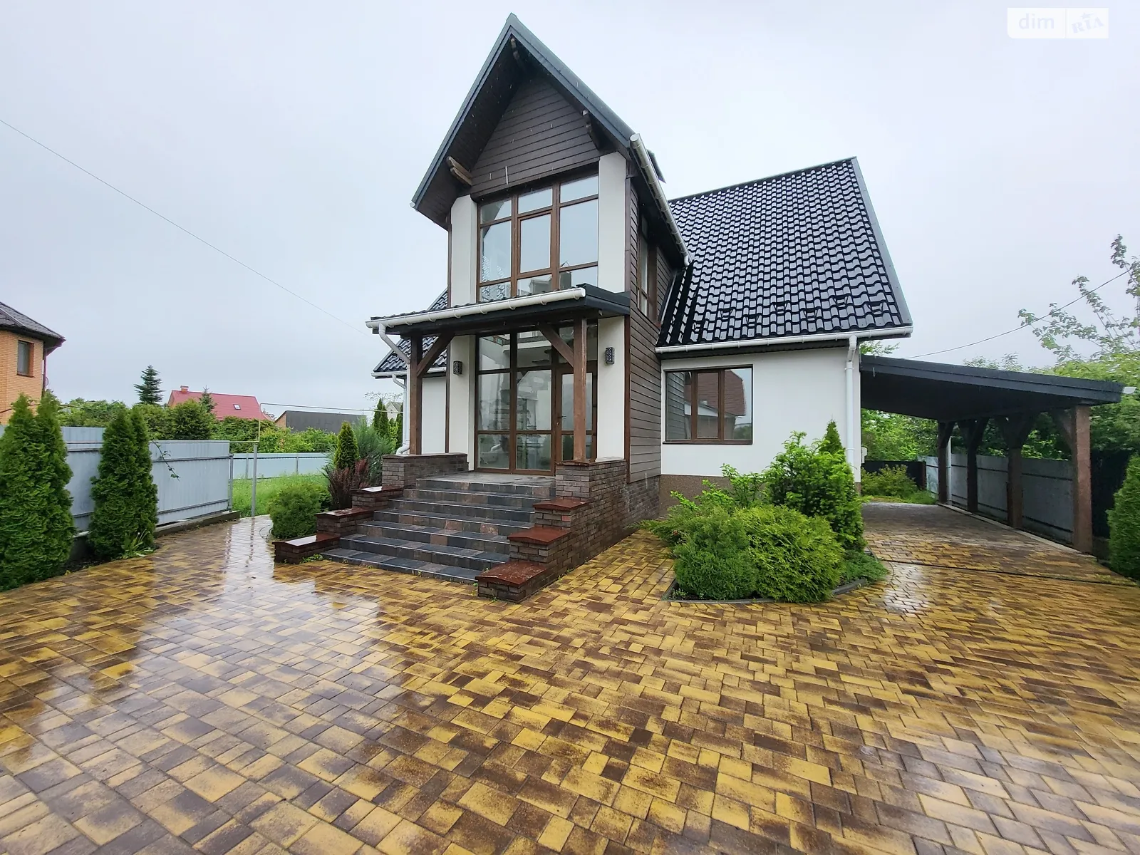 Продается дом на 2 этажа 160 кв. м с балконом, цена: 177000 $ - фото 1