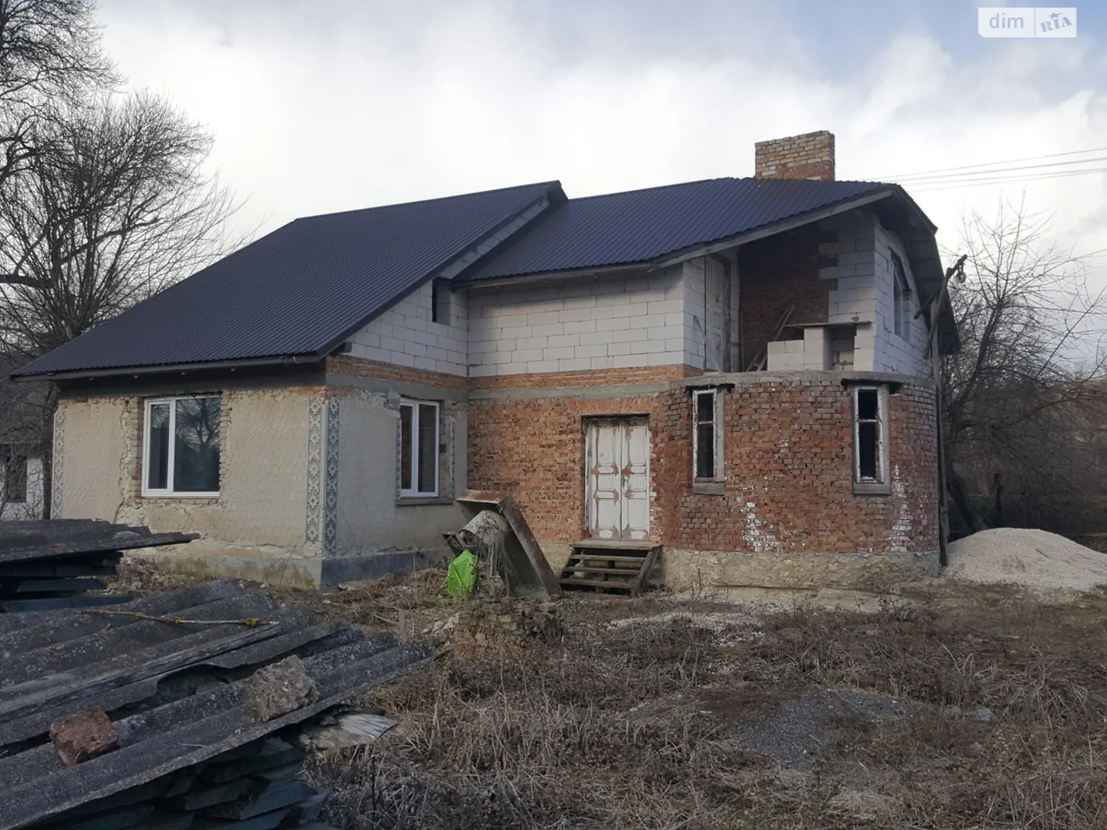 Продается дом на 2 этажа 120 кв. м с гаражом, цена: 8500 $ - фото 1