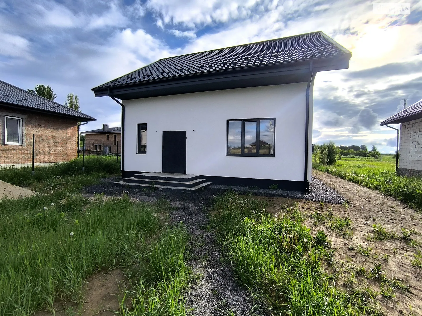 Продается дом на 2 этажа 155 кв. м с мансардой, цена: 80000 $ - фото 1