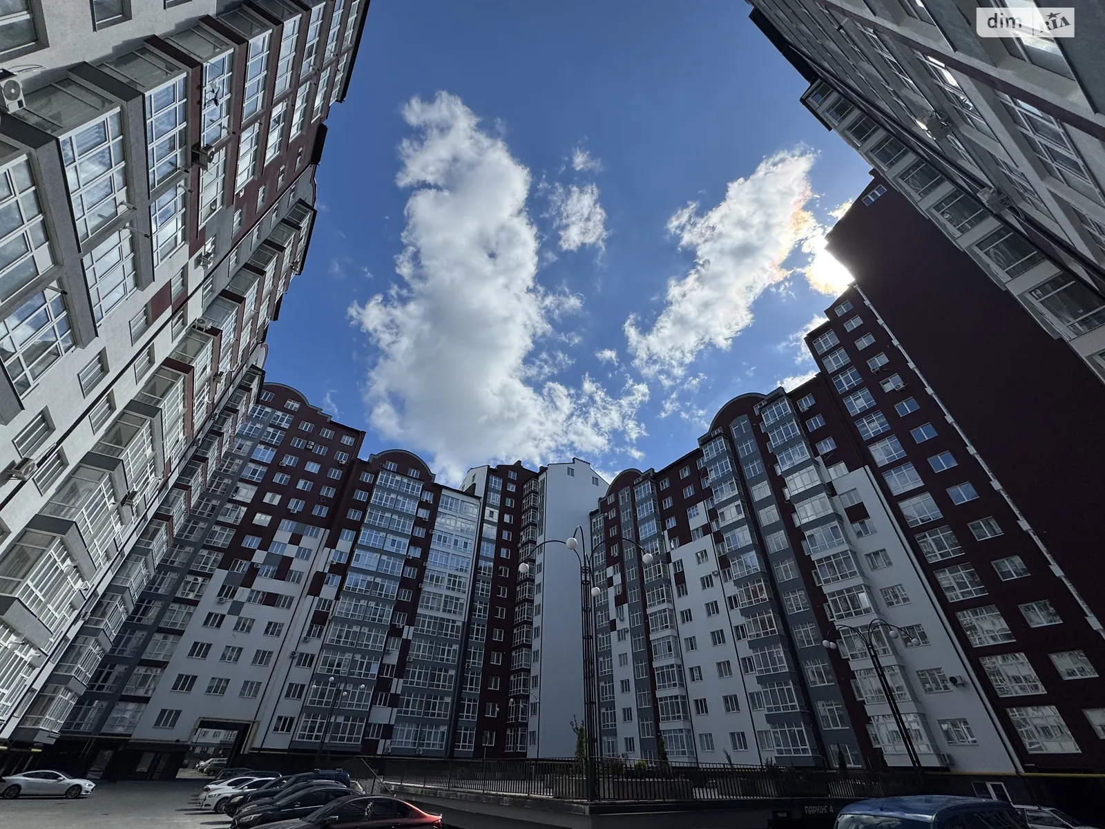 Продается 1-комнатная квартира 36.4 кв. м в Ивано-Франковске, ул. Высочана Семена, 20 - фото 1