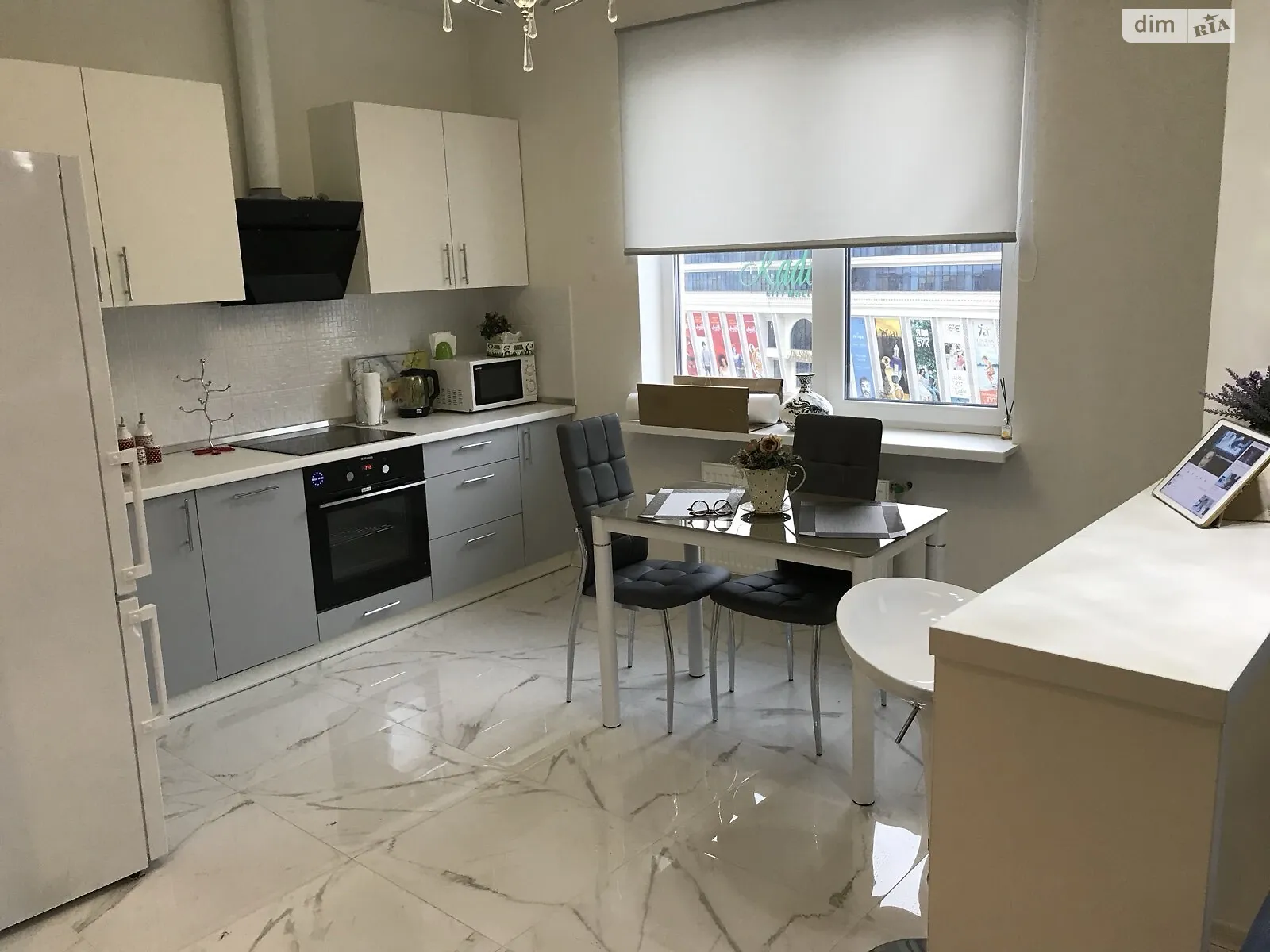 Продається 1-кімнатна квартира 45.2 кв. м у Одесі, вул. Генуезька, 3Б - фото 1